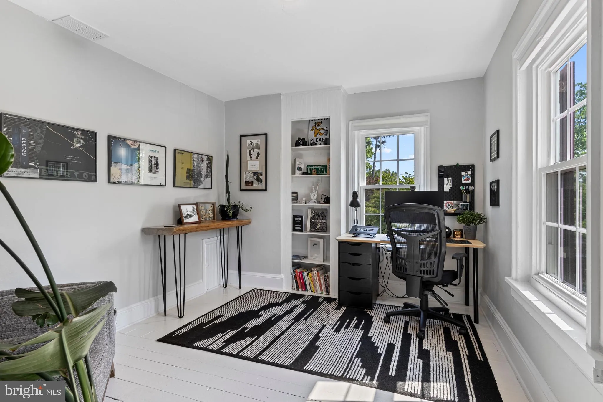 Phoenixville, Pennsylvania 19460, United States, 5 Bedrooms Bedrooms, ,2 BathroomsBathrooms,Residential,Contingent,141959