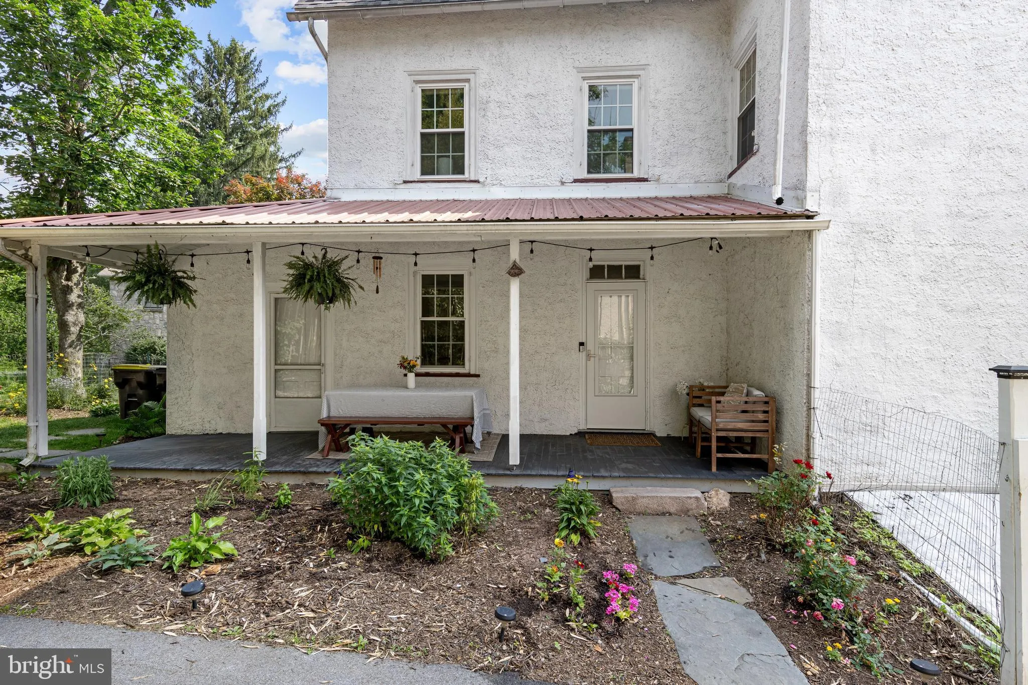 Phoenixville, Pennsylvania 19460, United States, 5 Bedrooms Bedrooms, ,2 BathroomsBathrooms,Residential,Contingent,141959