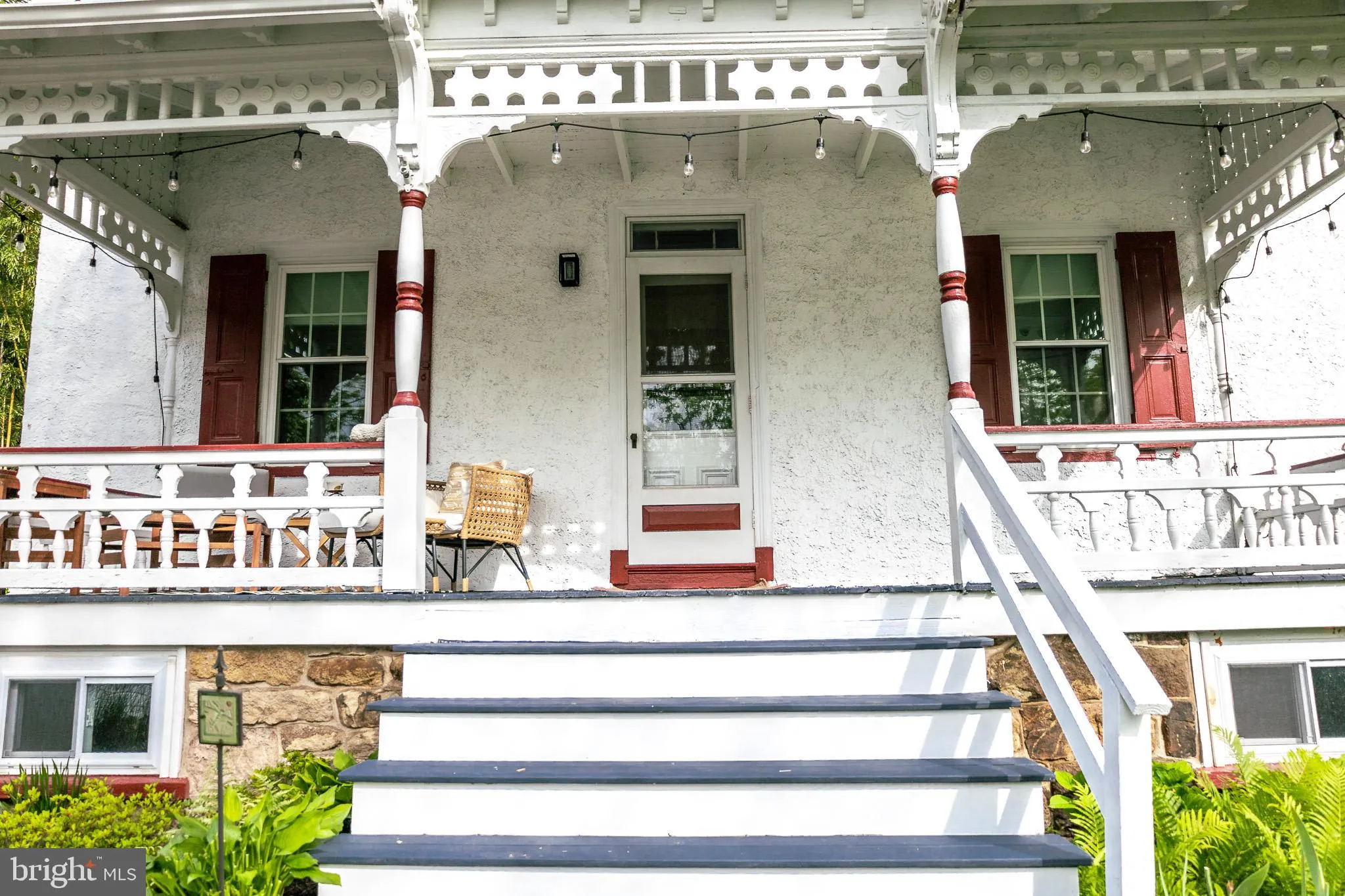 Phoenixville, Pennsylvania 19460, United States, 5 Bedrooms Bedrooms, ,2 BathroomsBathrooms,Residential,Contingent,141959