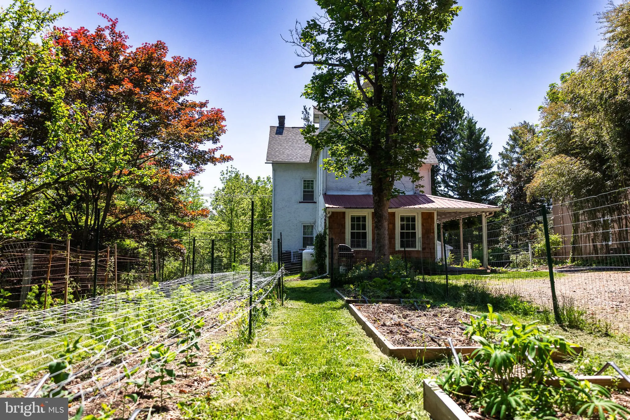 Phoenixville, Pennsylvania 19460, United States, 5 Bedrooms Bedrooms, ,2 BathroomsBathrooms,Residential,Contingent,141959