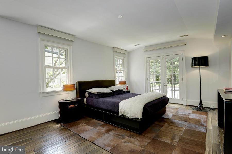 GEORGETOWN - Residential
