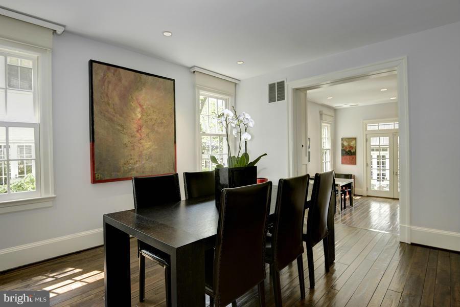 GEORGETOWN - Residential