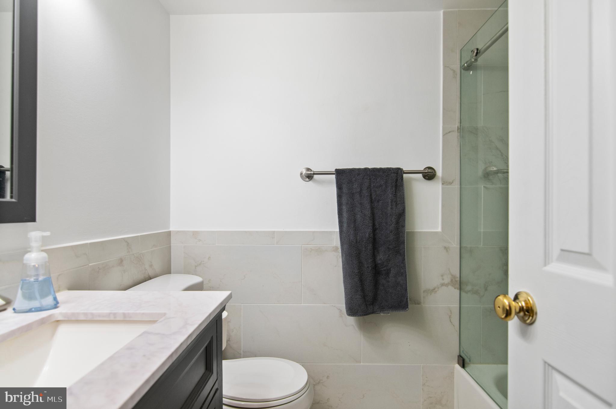 LAKEWOOD HILLS - Residential