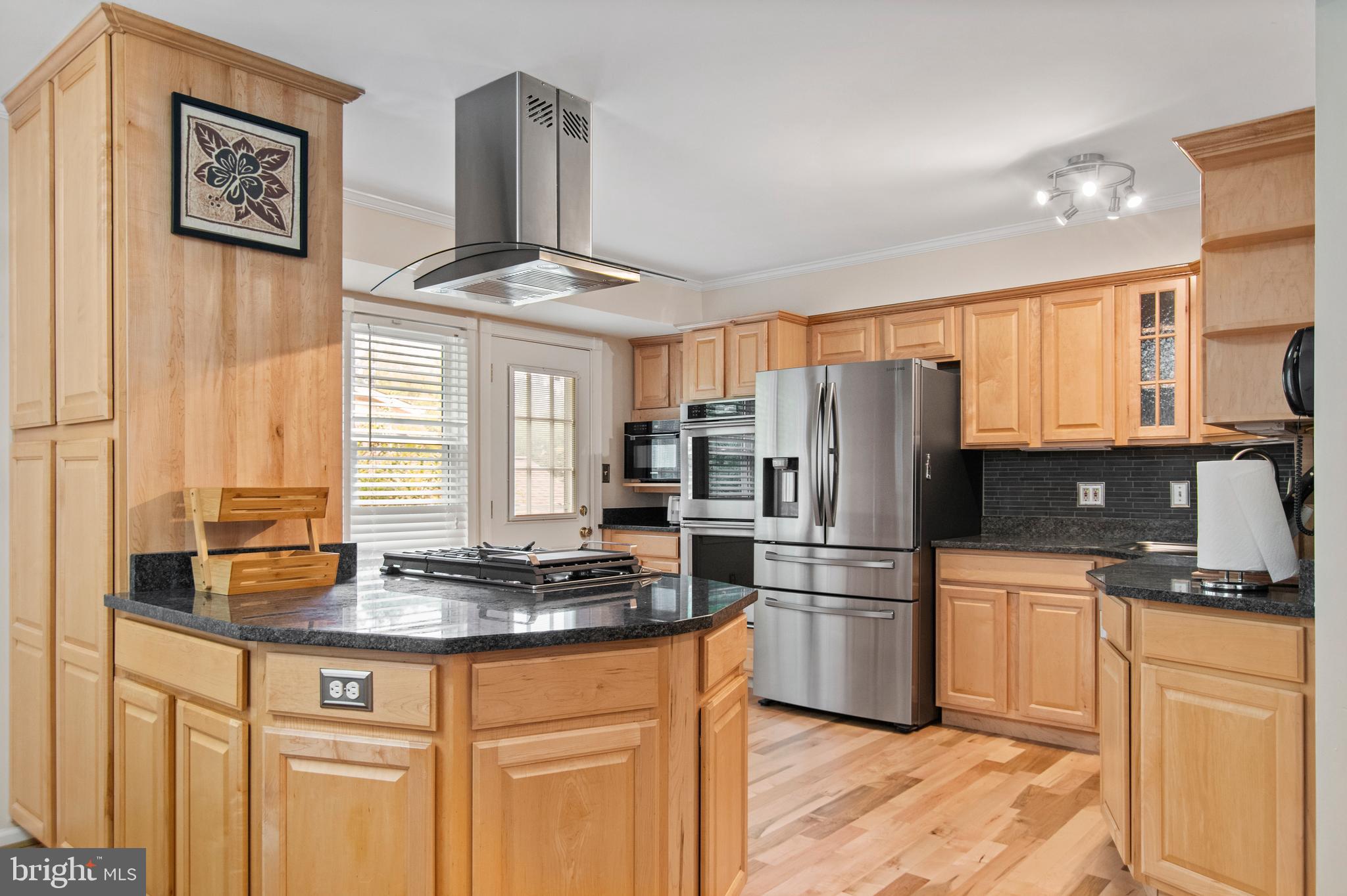 LAKEWOOD HILLS - Residential