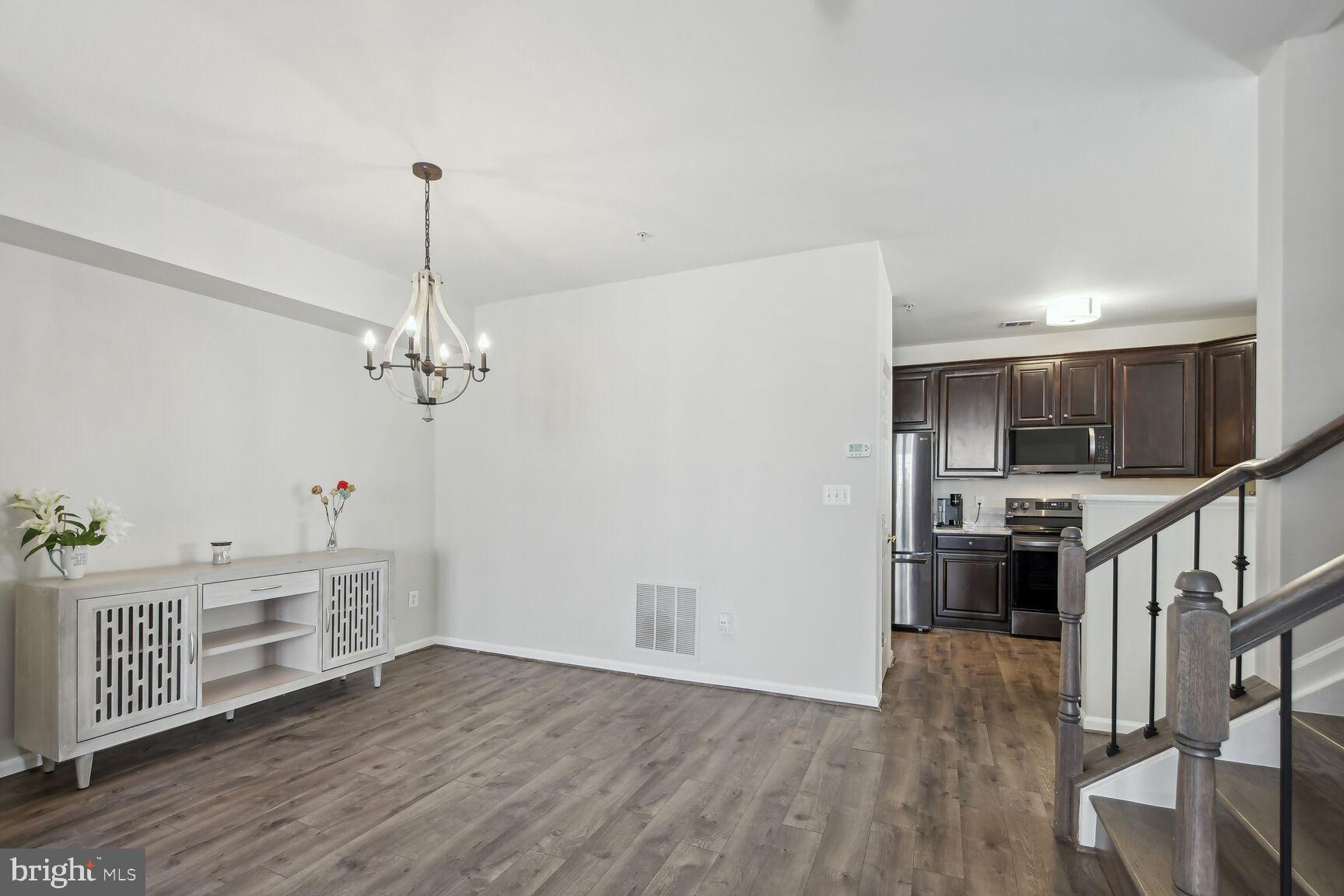 BELMONT GREENE CONDO - Residential