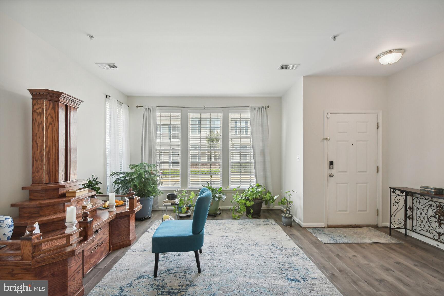 BELMONT GREENE CONDO - Residential