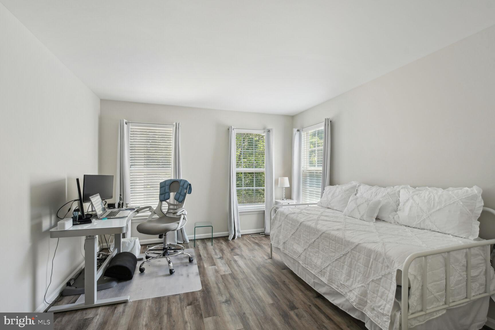 BELMONT GREENE CONDO - Residential