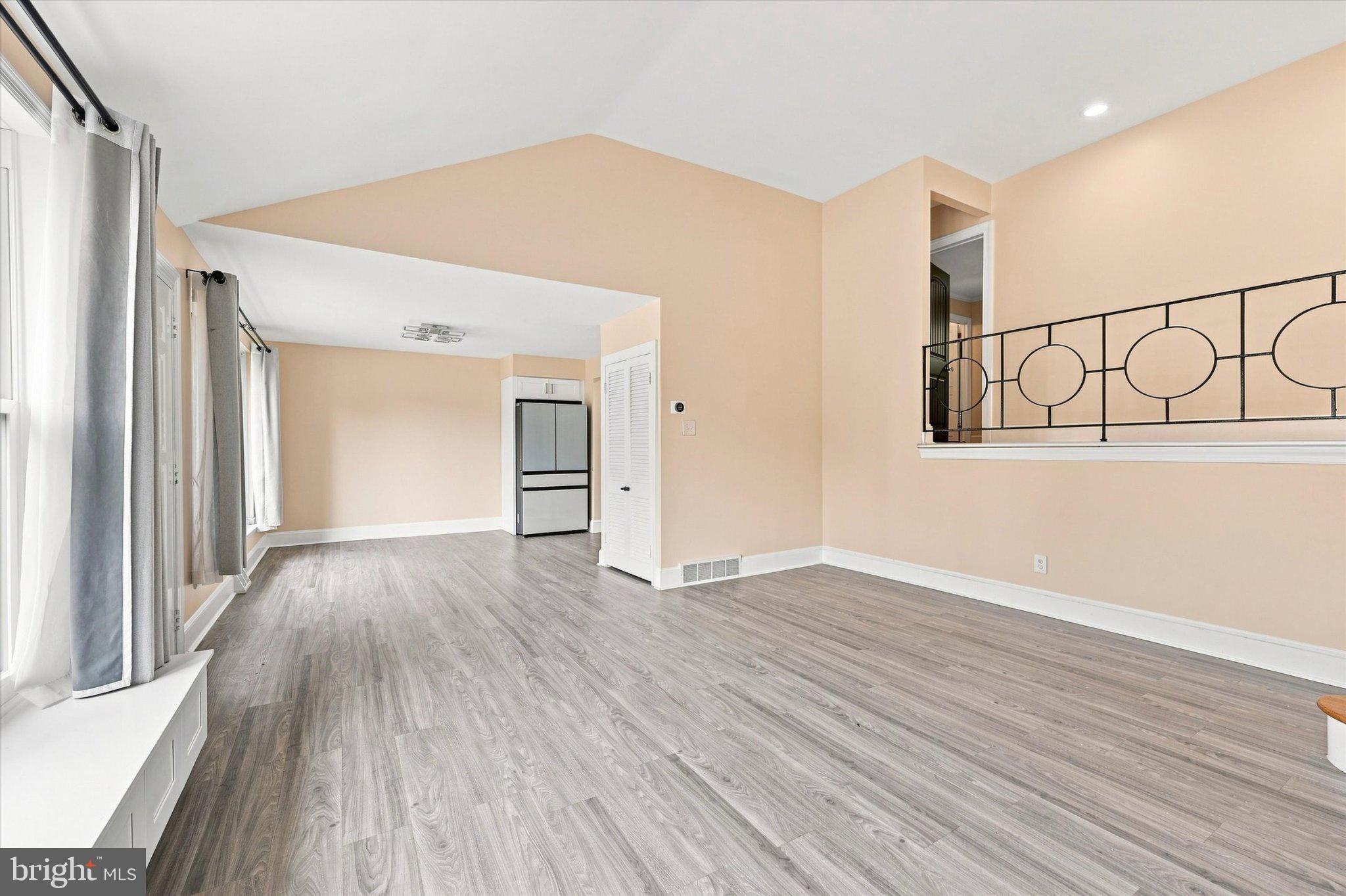 2211 RHONDA ROAD