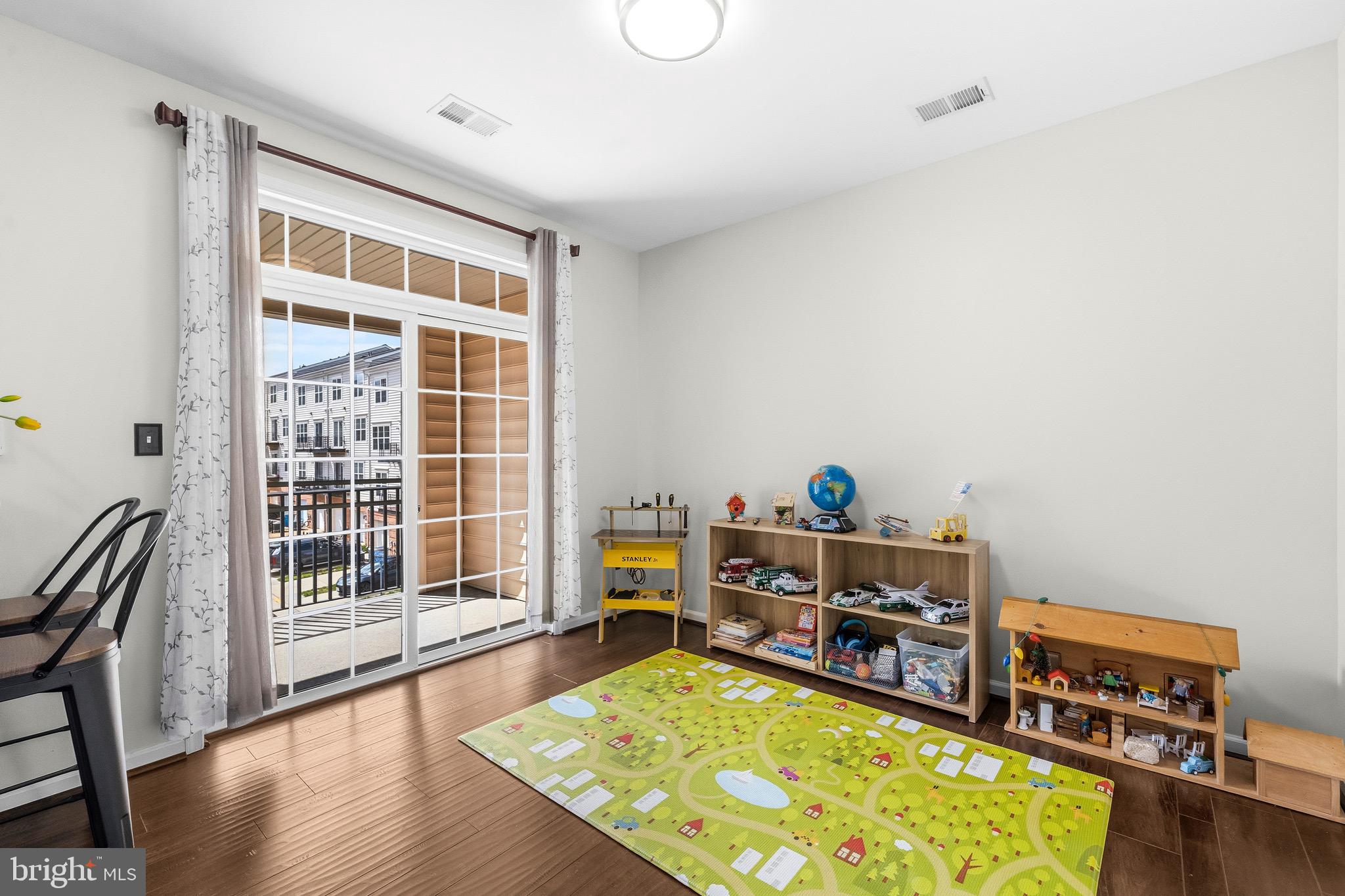 RESIDENCES AT BRAMBLETON - Residential