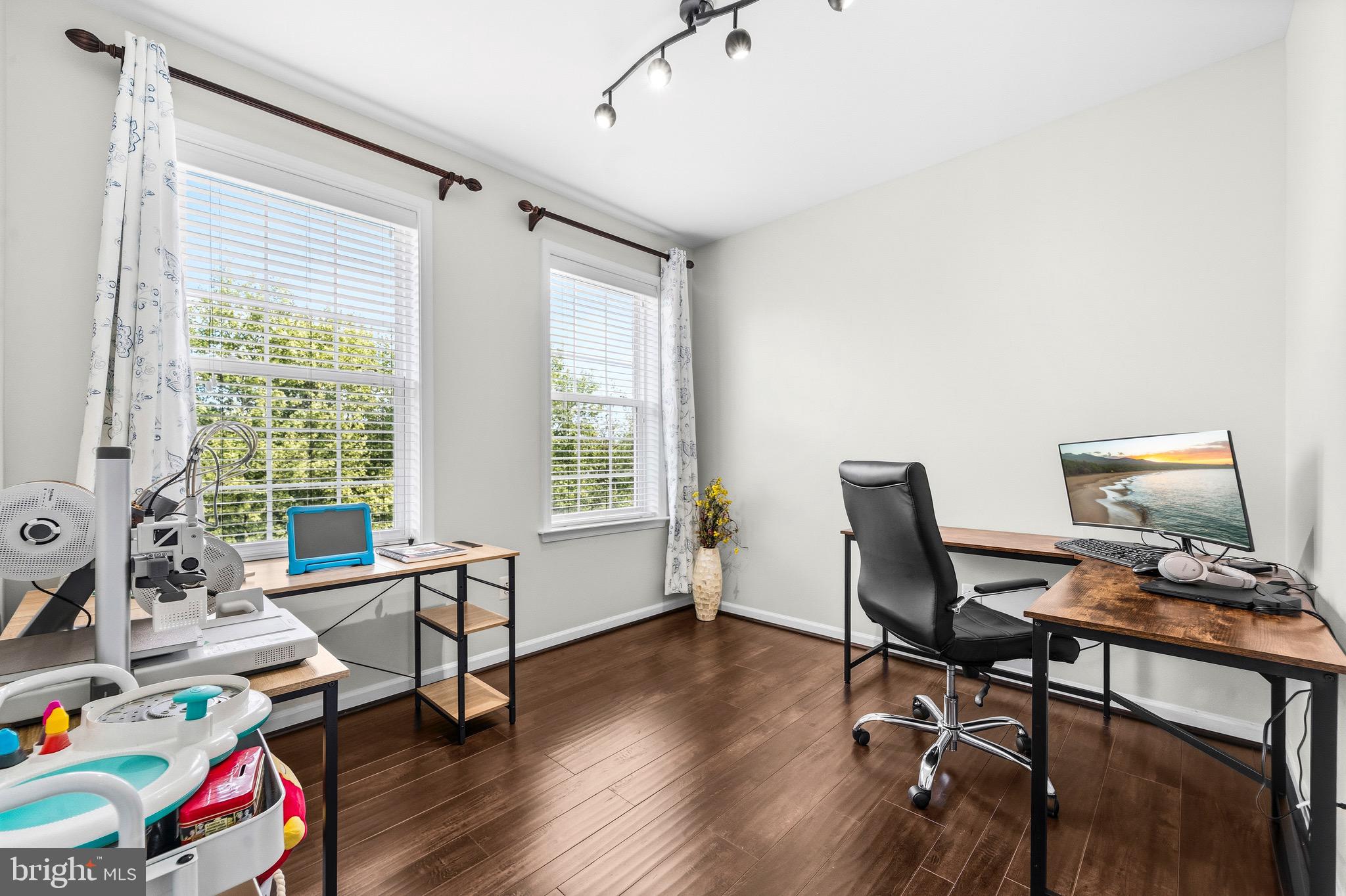 RESIDENCES AT BRAMBLETON - Residential