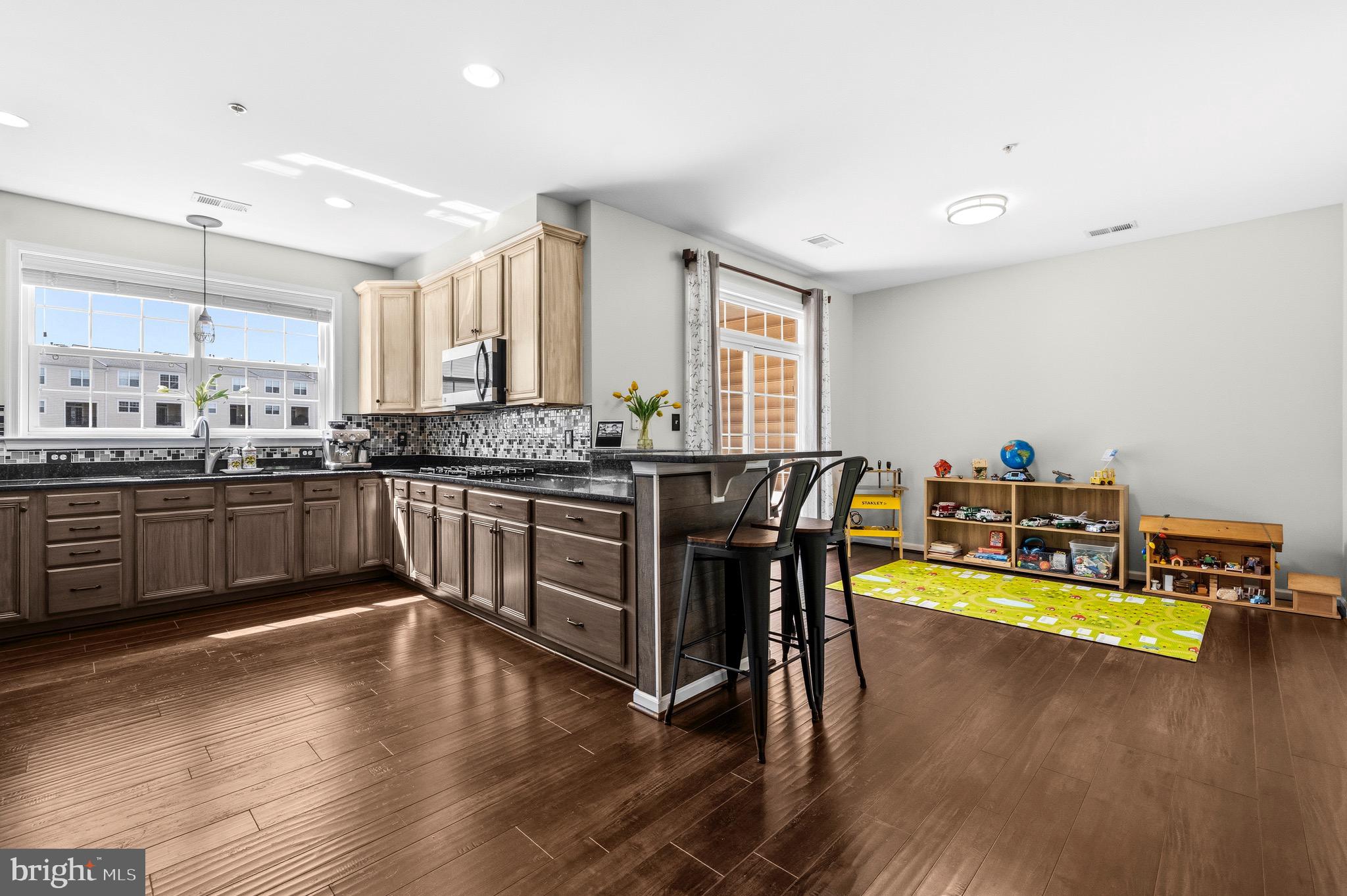 RESIDENCES AT BRAMBLETON - Residential