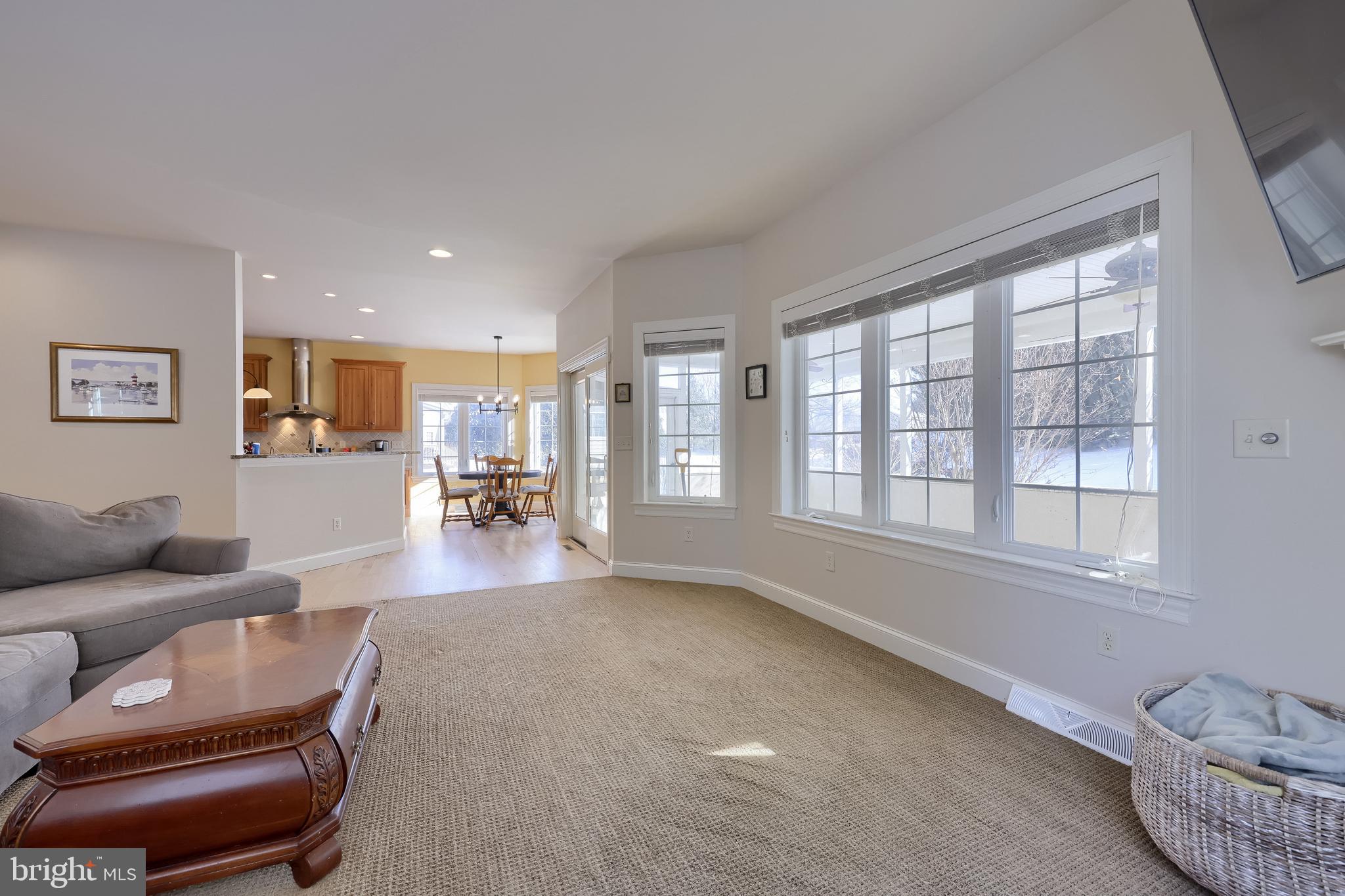 COLONY CHASE - Residential