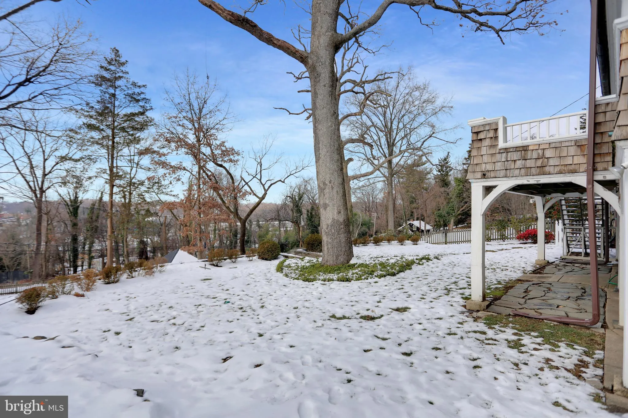 Baltimore, Maryland 21210, United States, 6 Bedrooms Bedrooms, ,5 BathroomsBathrooms,Residential,Pending,24322