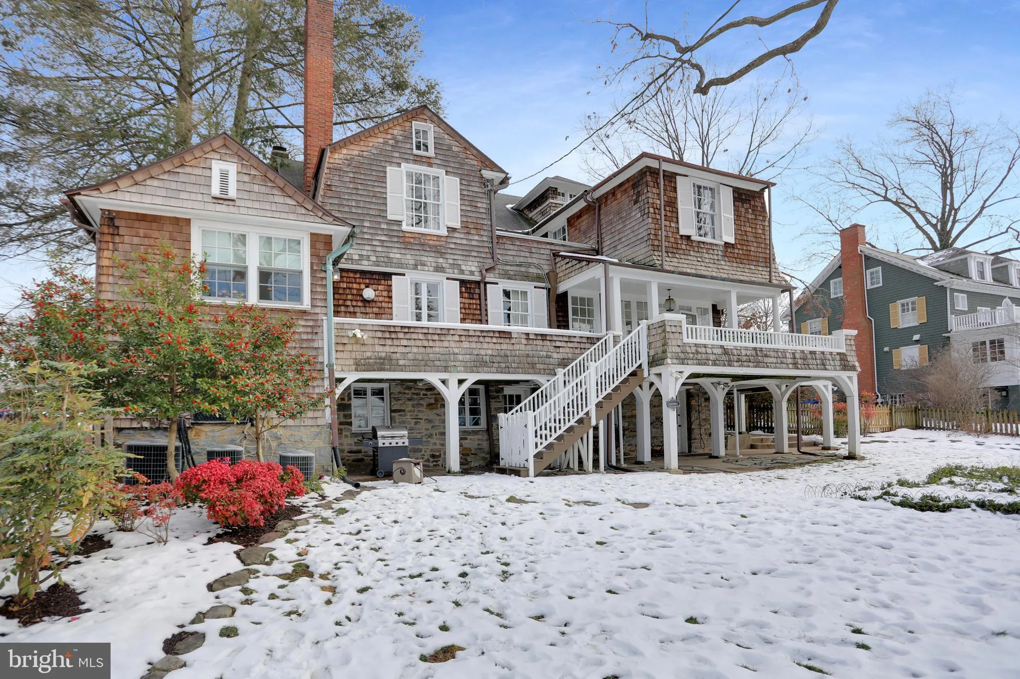 Baltimore, Maryland 21210, United States, 6 Bedrooms Bedrooms, ,5 BathroomsBathrooms,Residential,Pending,24322