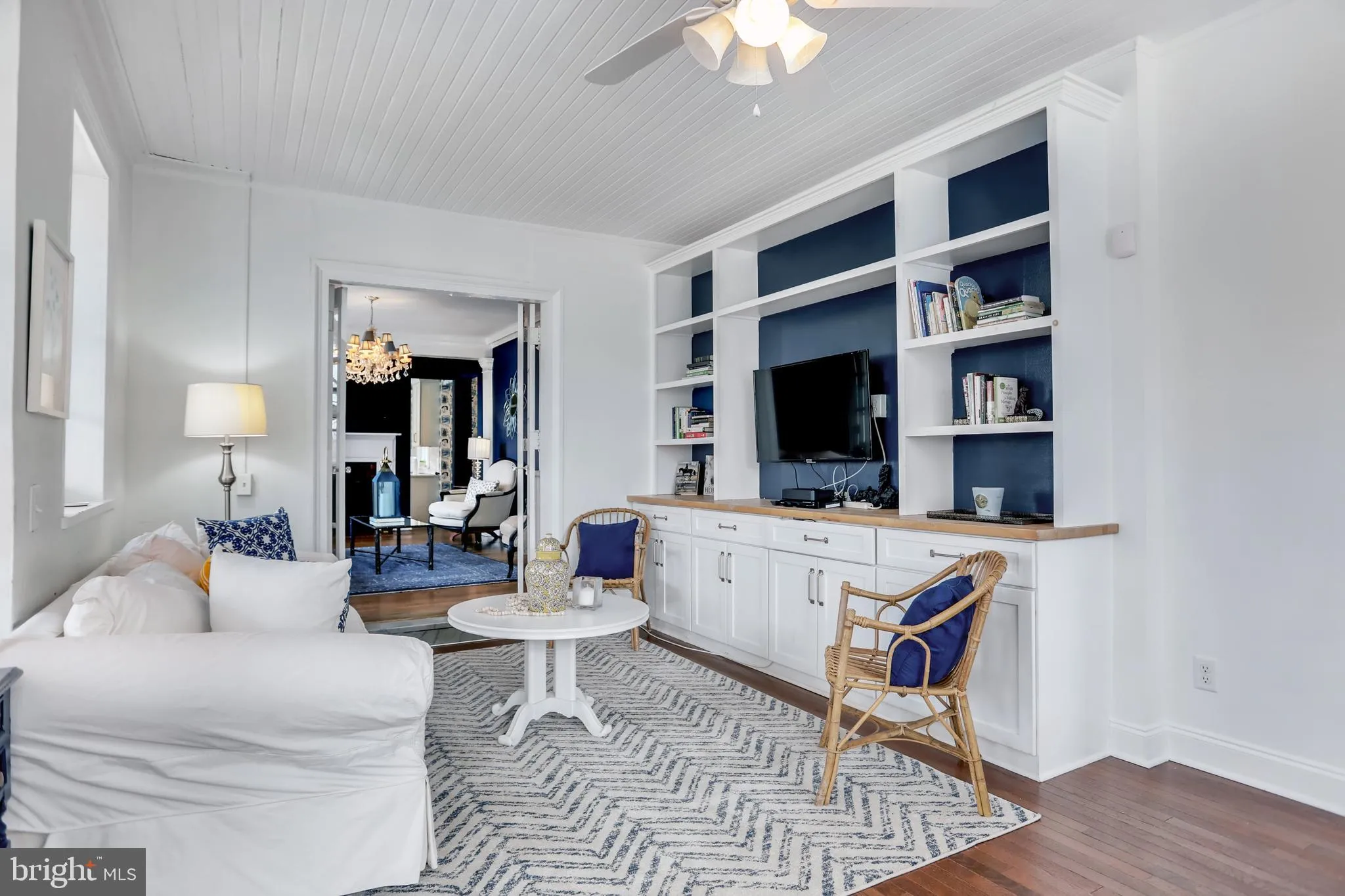 Baltimore, Maryland 21210, United States, 6 Bedrooms Bedrooms, ,5 BathroomsBathrooms,Residential,Pending,24322