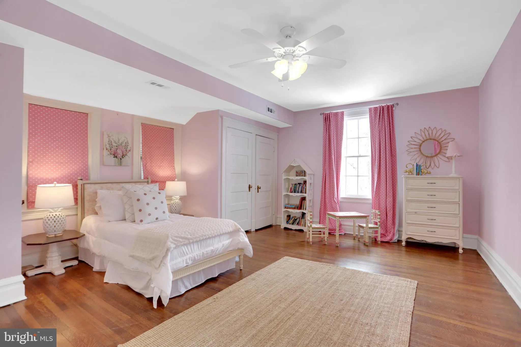 Baltimore, Maryland 21210, United States, 6 Bedrooms Bedrooms, ,5 BathroomsBathrooms,Residential,Pending,24322