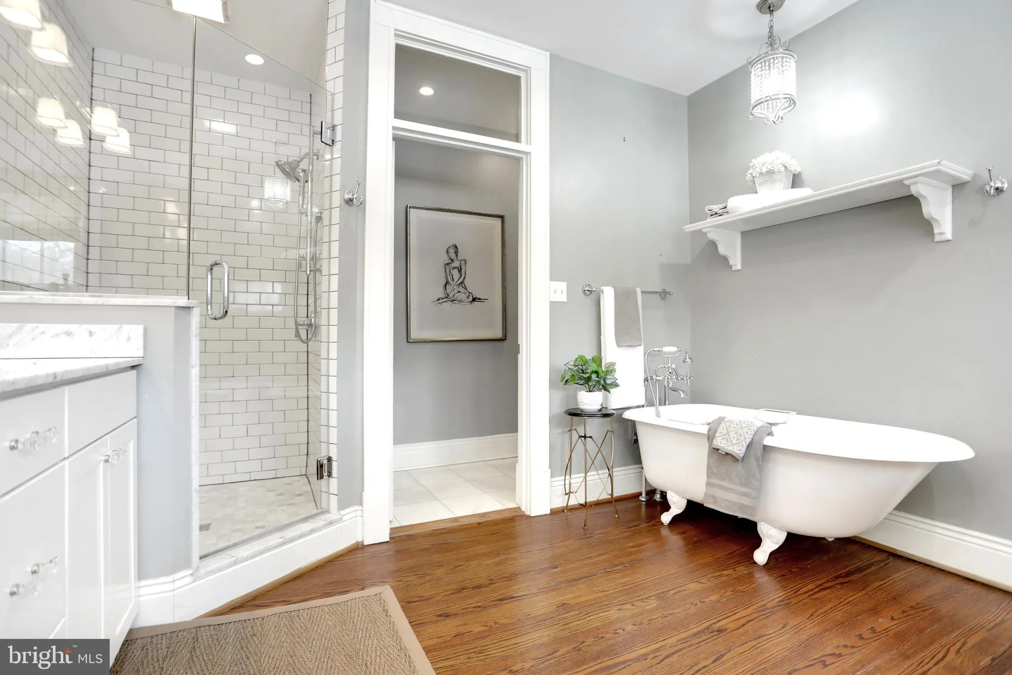 Baltimore, Maryland 21210, United States, 6 Bedrooms Bedrooms, ,5 BathroomsBathrooms,Residential,Pending,24322