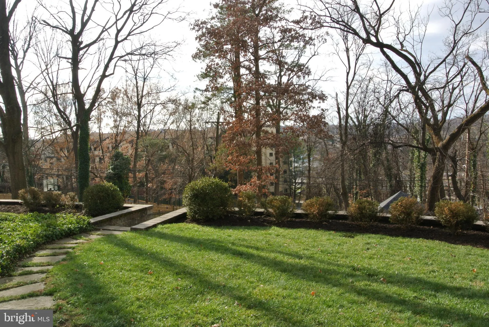 Baltimore, Maryland 21210, United States, 6 Bedrooms Bedrooms, ,5 BathroomsBathrooms,Residential,Pending,24322