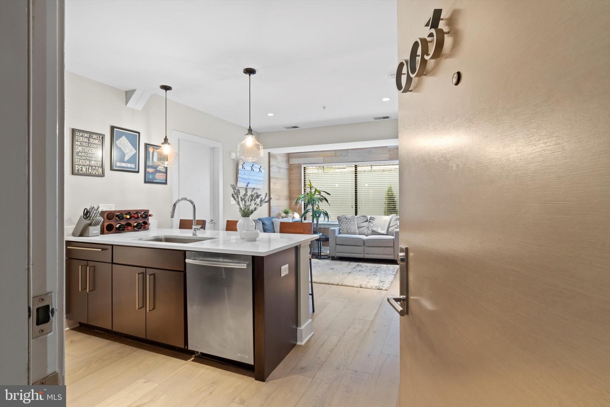 1634 14TH STREET NW T003