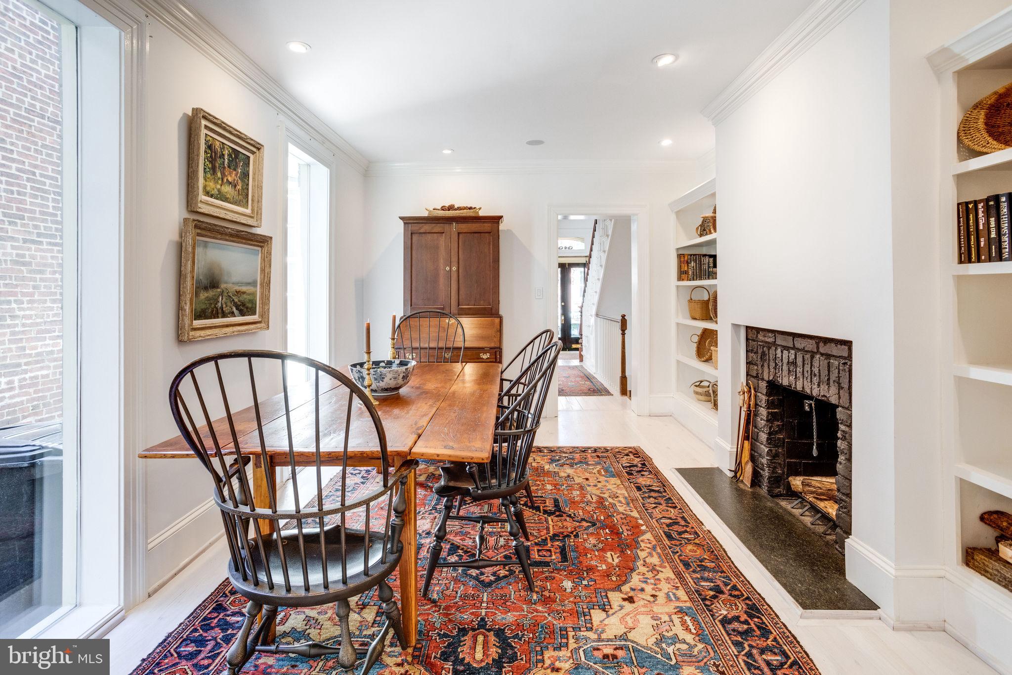 OLD TOWN ALEXANDRIA - Residential