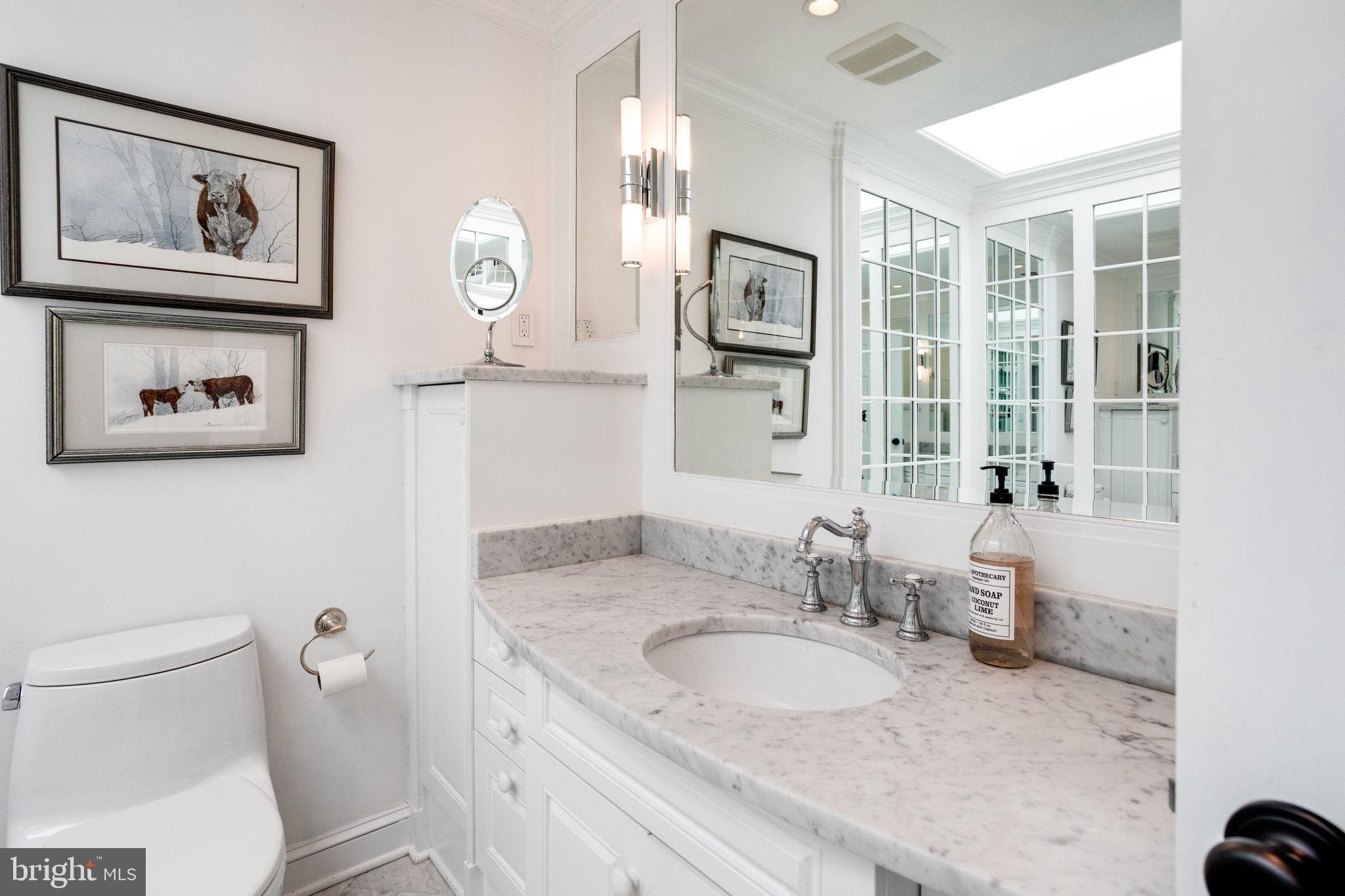 OLD TOWN ALEXANDRIA - Residential