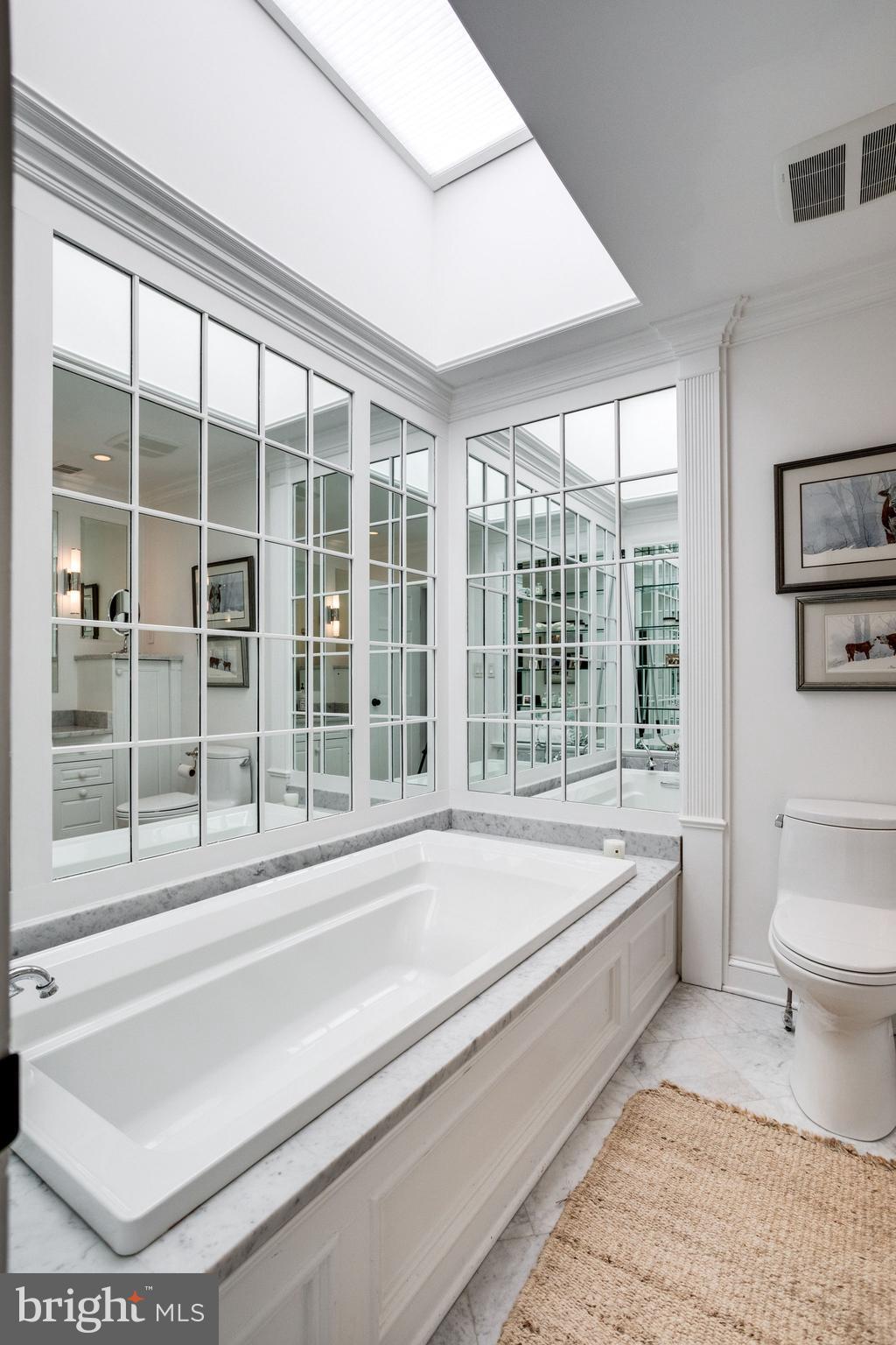 OLD TOWN ALEXANDRIA - Residential