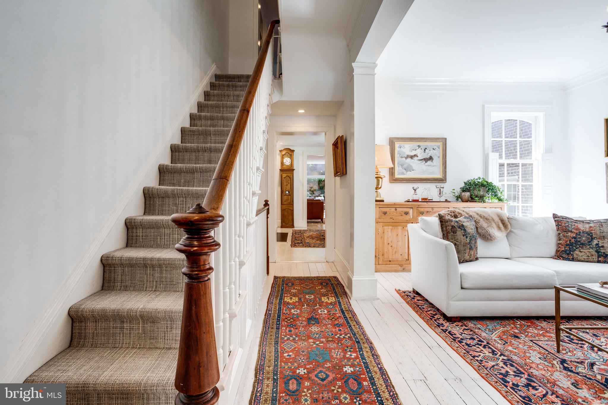 OLD TOWN ALEXANDRIA - Residential