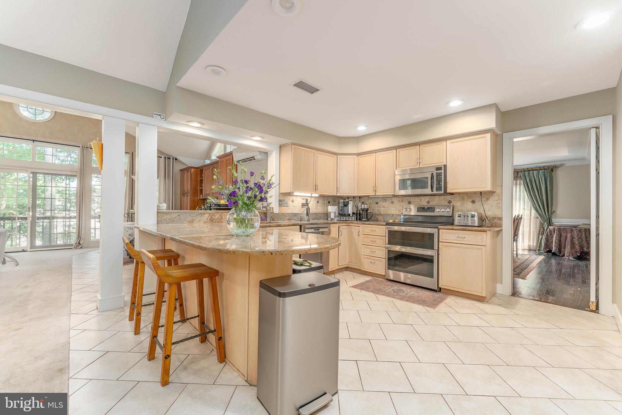 TANGLEWOOD - Residential