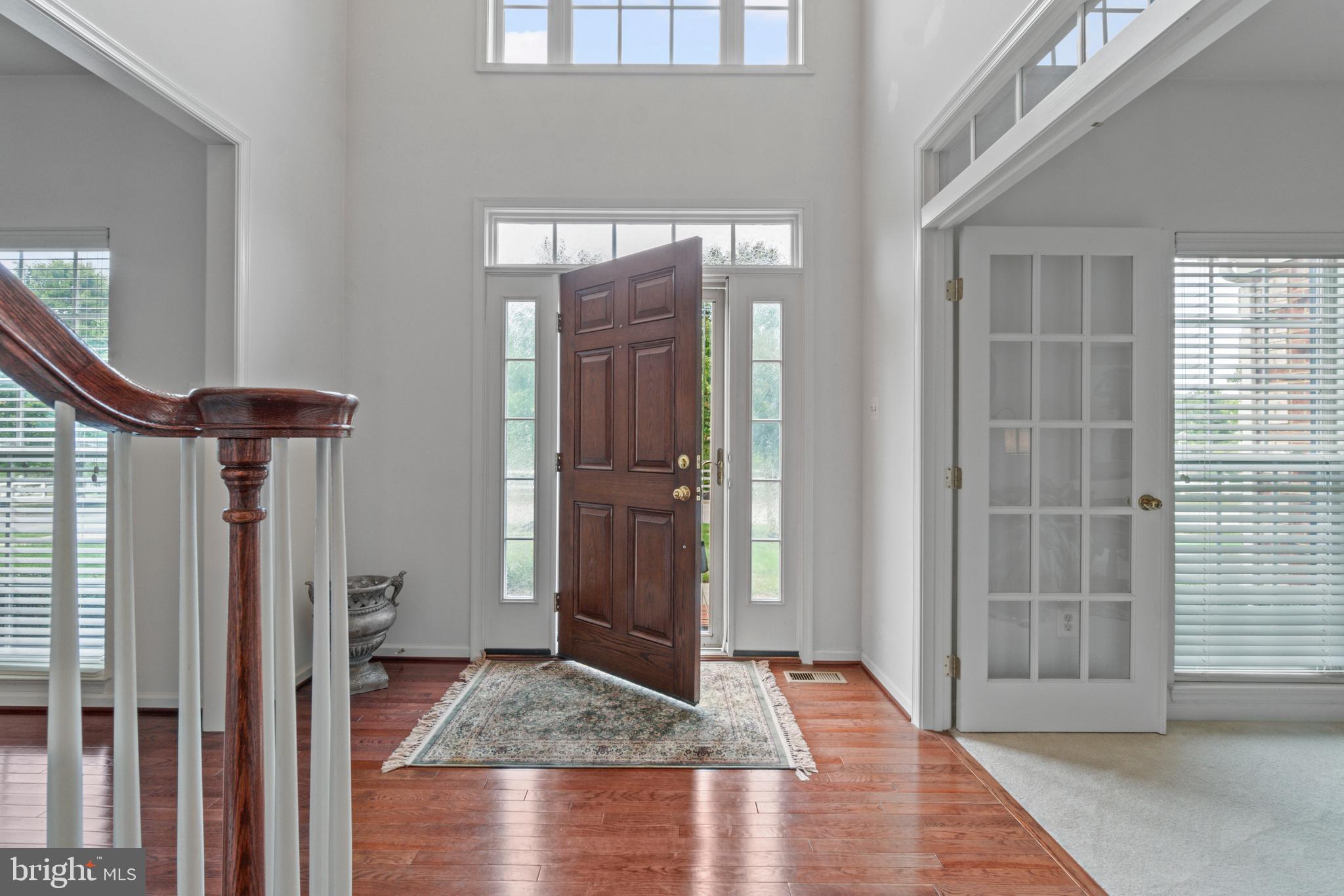 MARLBORO RIDING - Residential