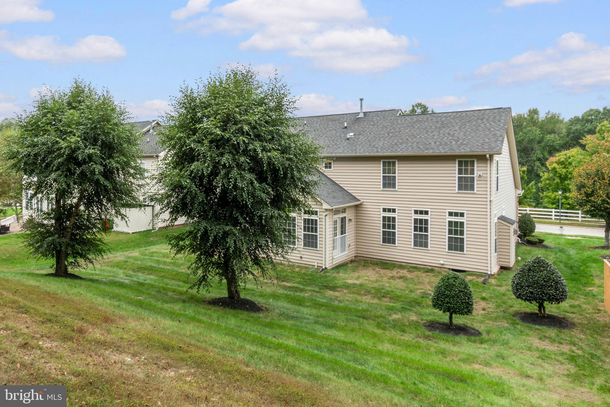 MARLBORO RIDING - Residential