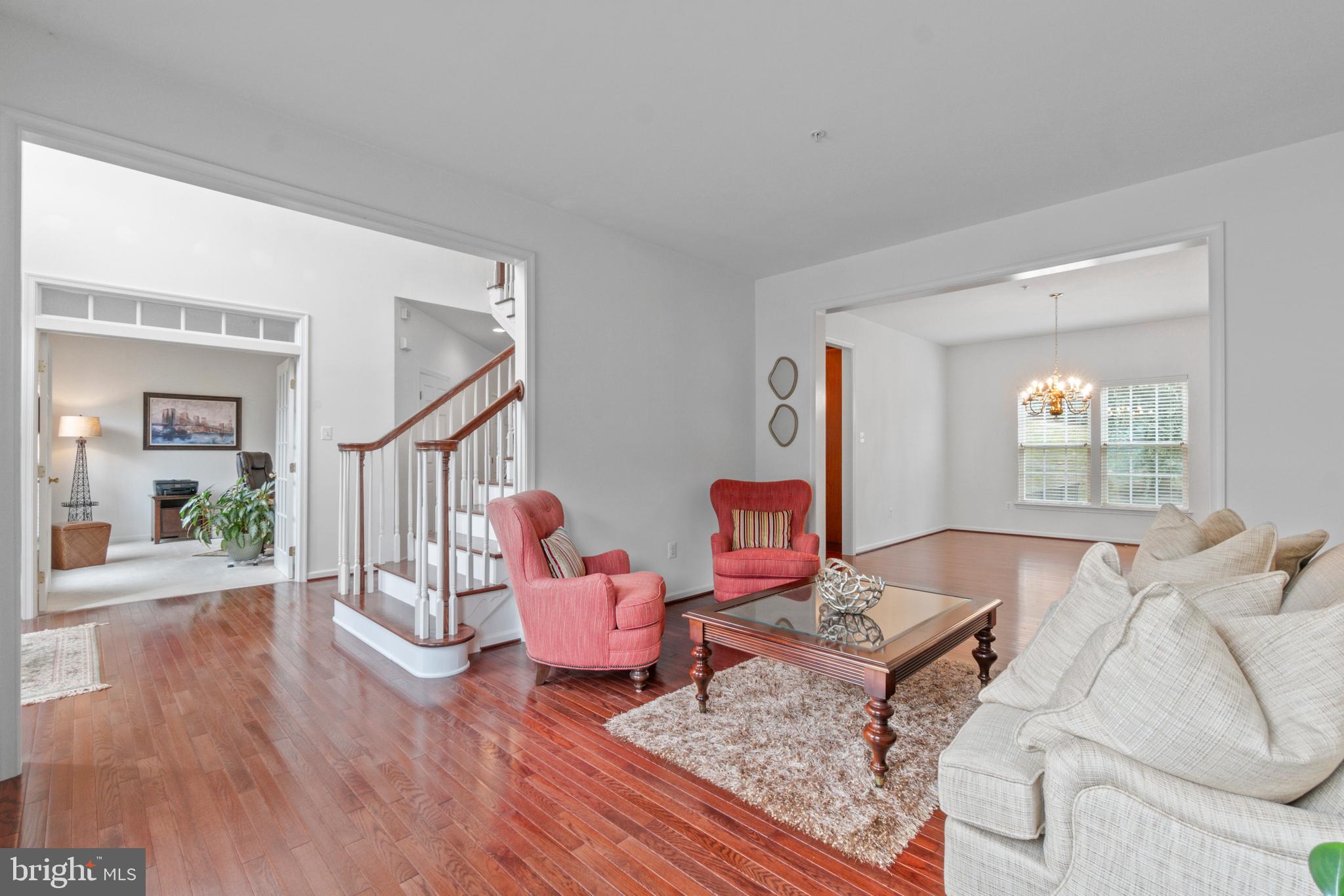 MARLBORO RIDING - Residential