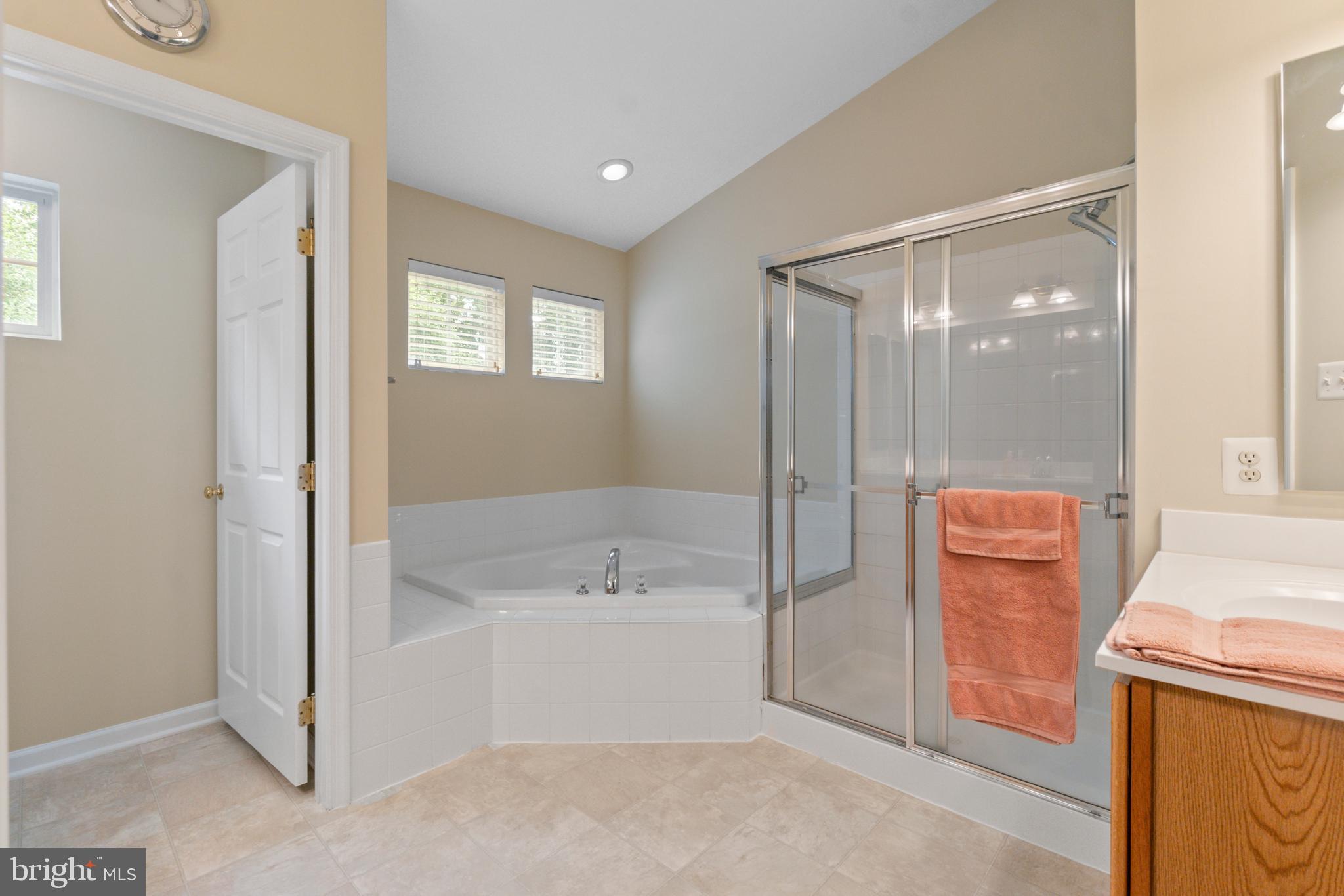 MARLBORO RIDING - Residential