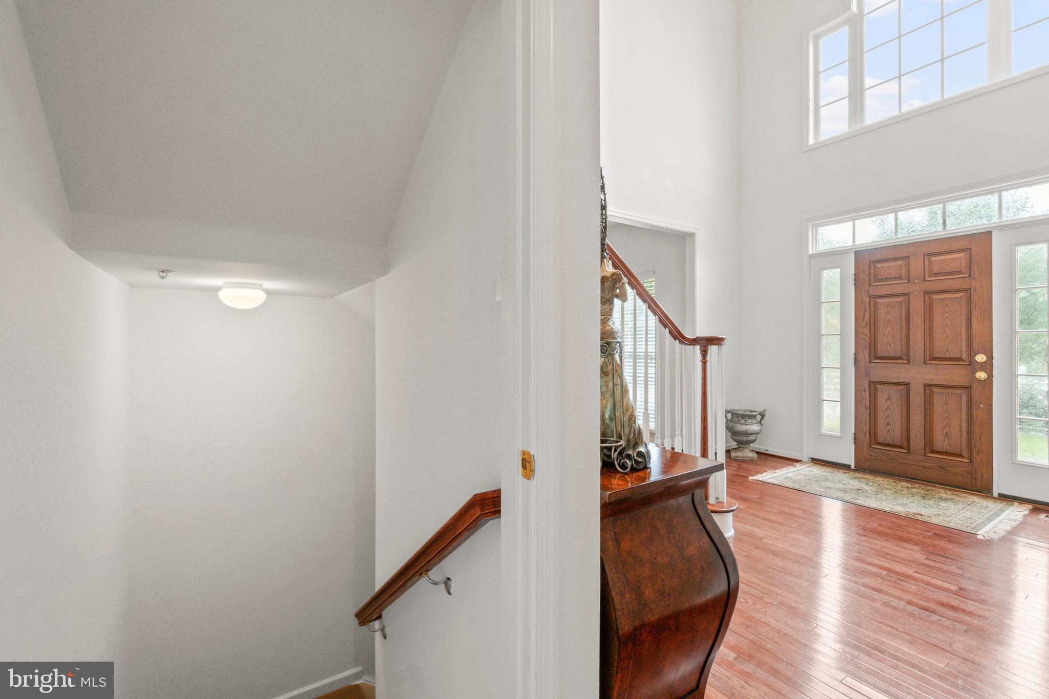 MARLBORO RIDING - Residential