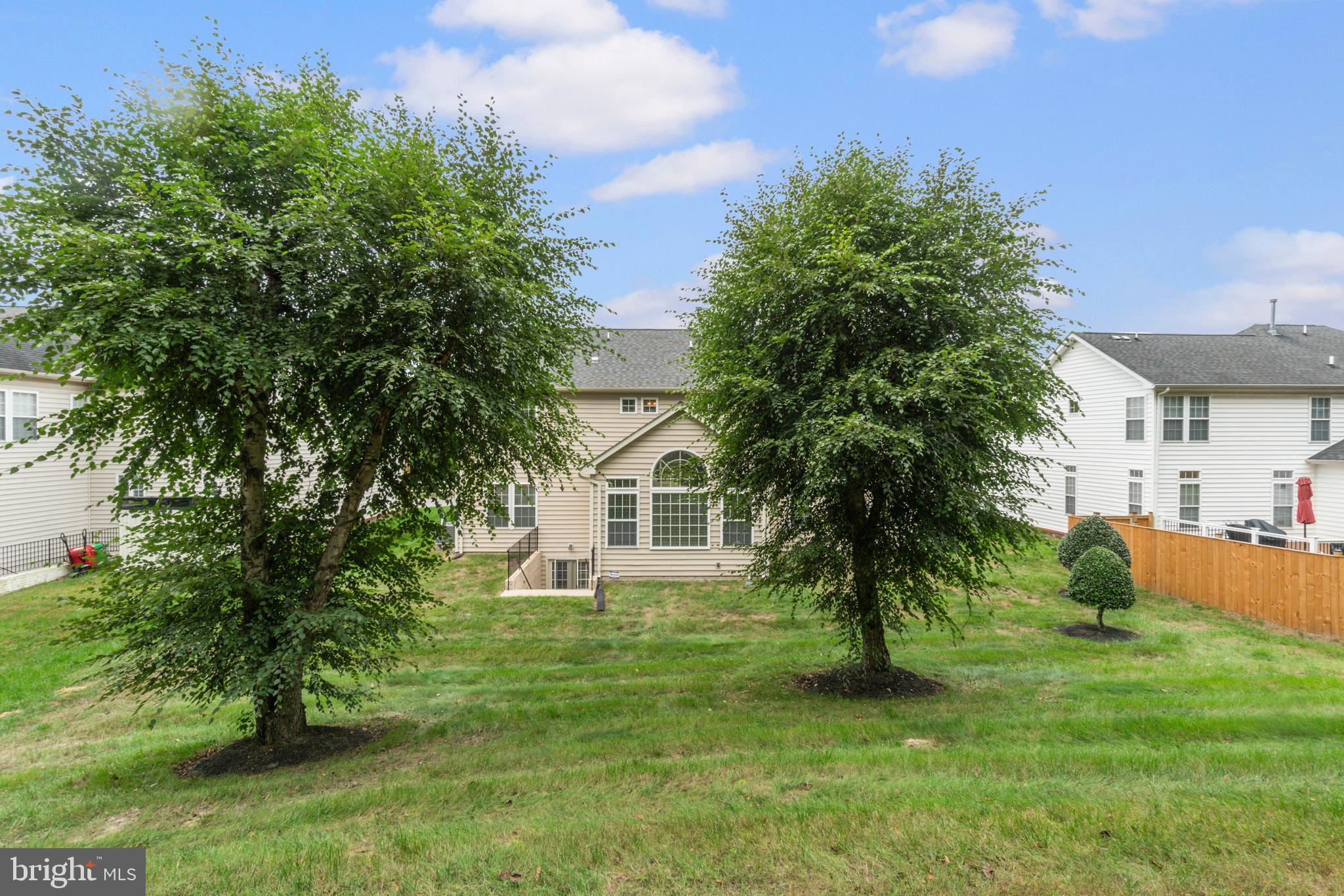 MARLBORO RIDING - Residential