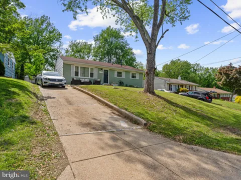 8725 W Fort Foote Terrace, Fort Washington, MD MLS: MDPG2151146