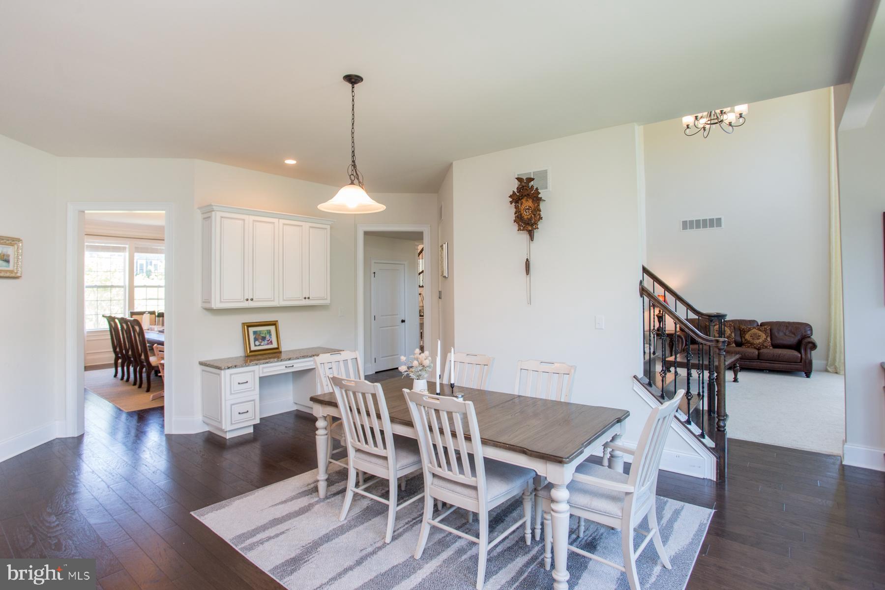 DUTCHESS FARM ESTS - Residential