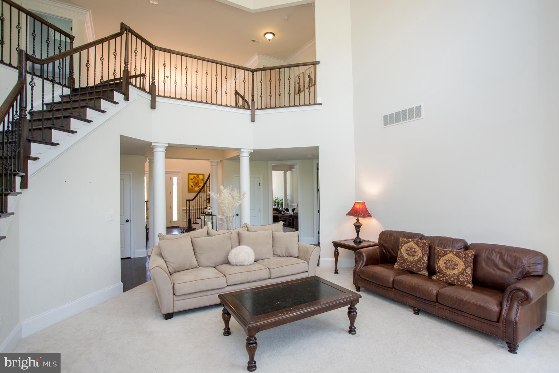 DUTCHESS FARM ESTS - Residential