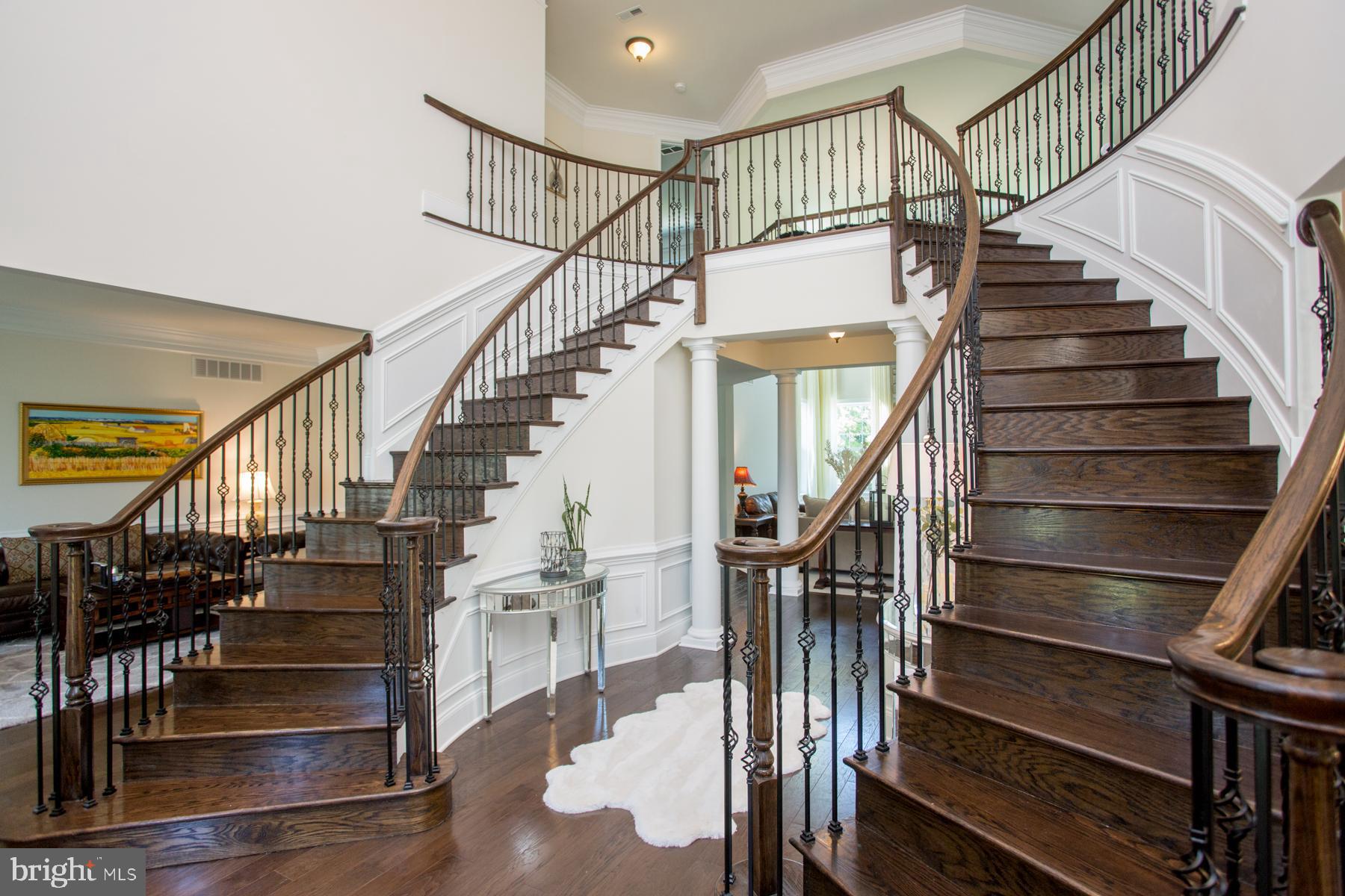 DUTCHESS FARM ESTS - Residential