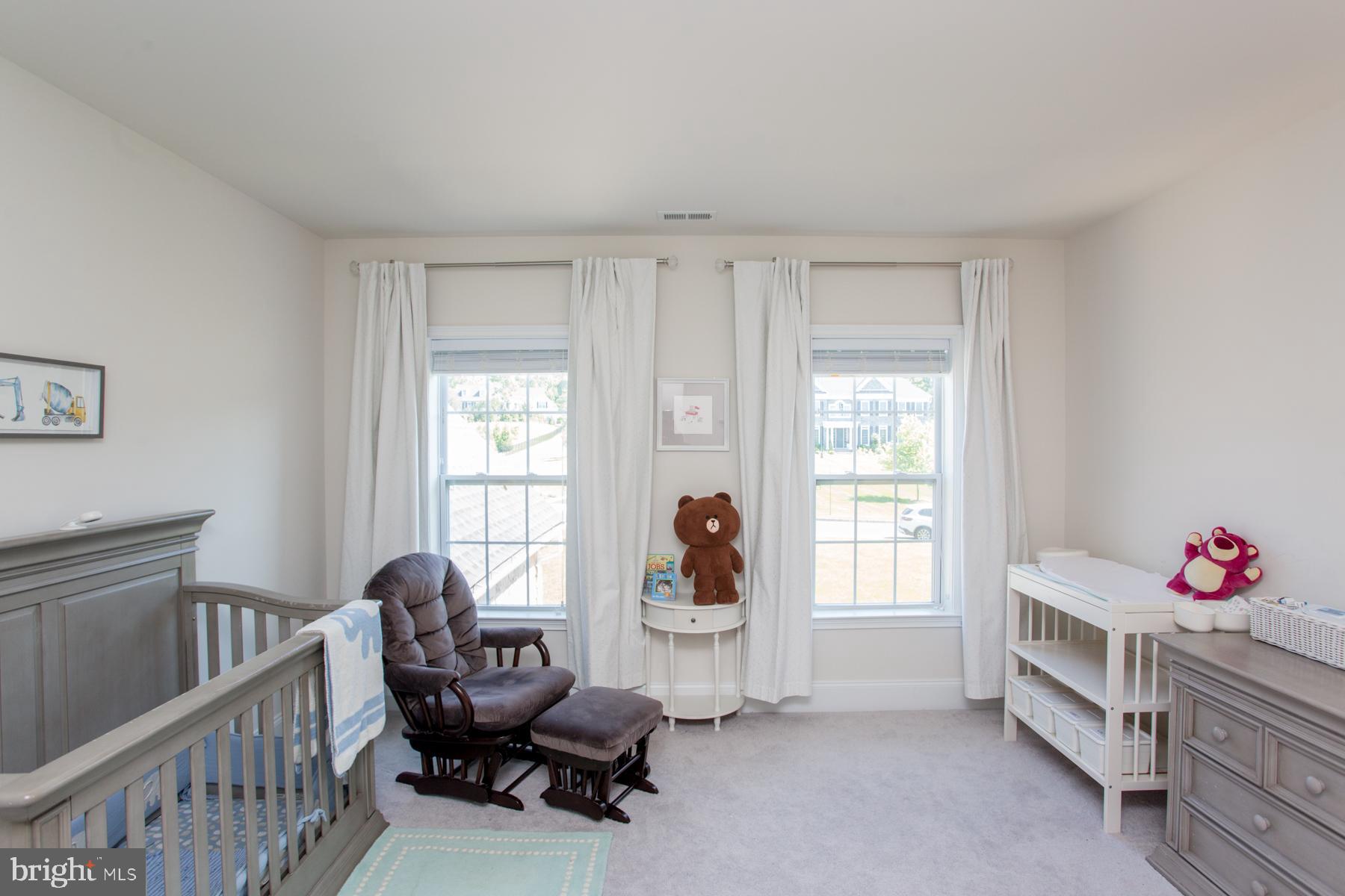 DUTCHESS FARM ESTS - Residential