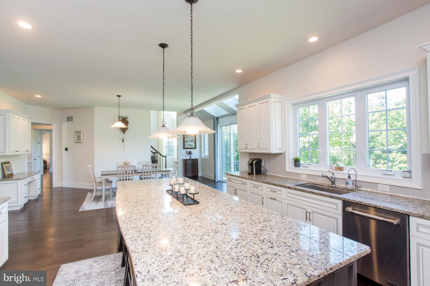 DUTCHESS FARM ESTS - Residential