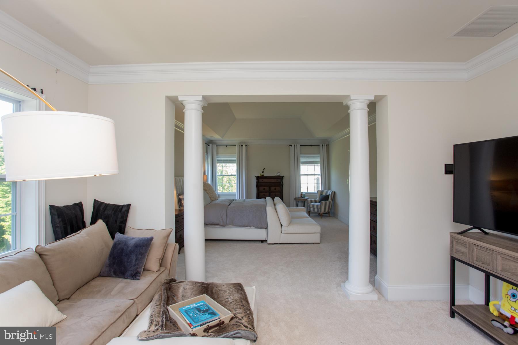 DUTCHESS FARM ESTS - Residential