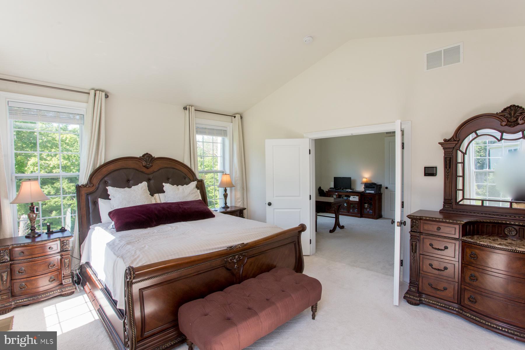 DUTCHESS FARM ESTS - Residential