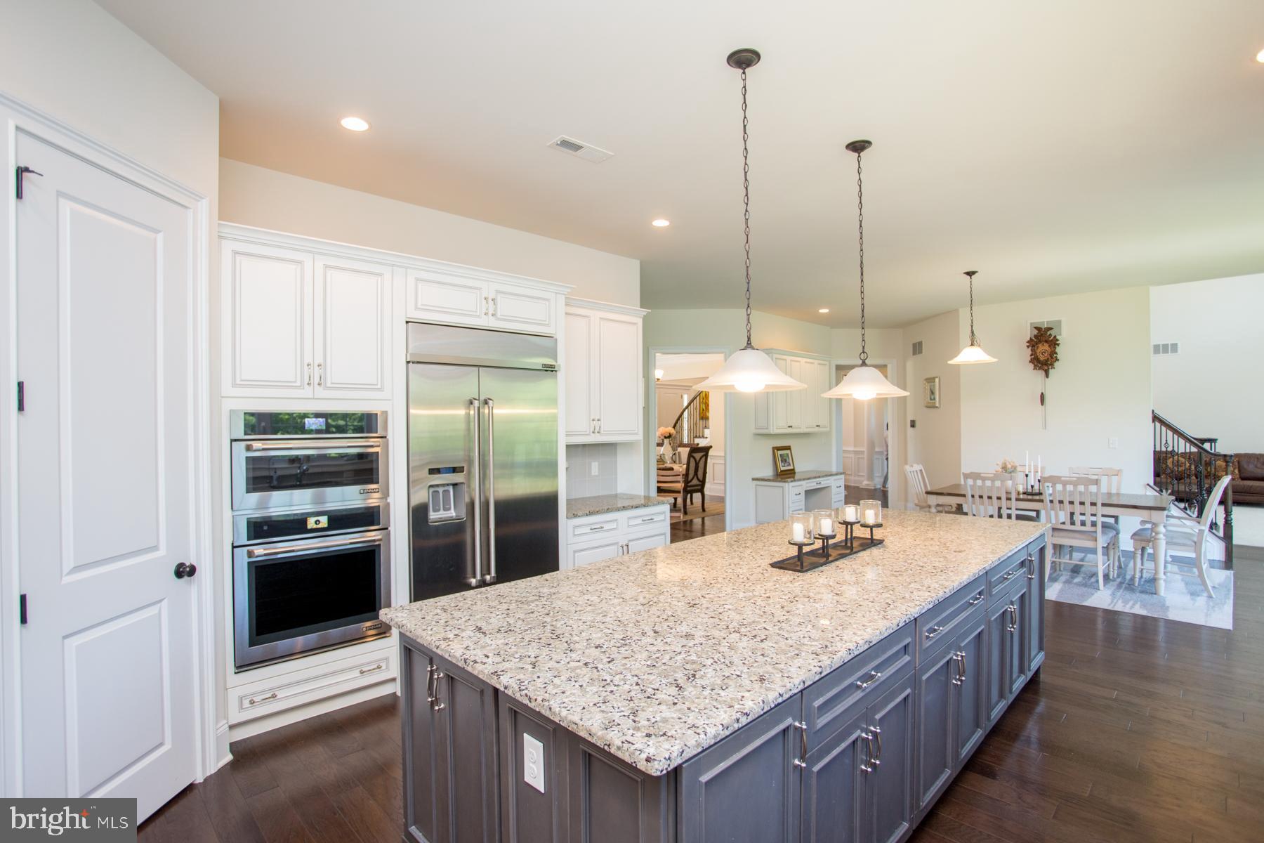 DUTCHESS FARM ESTS - Residential