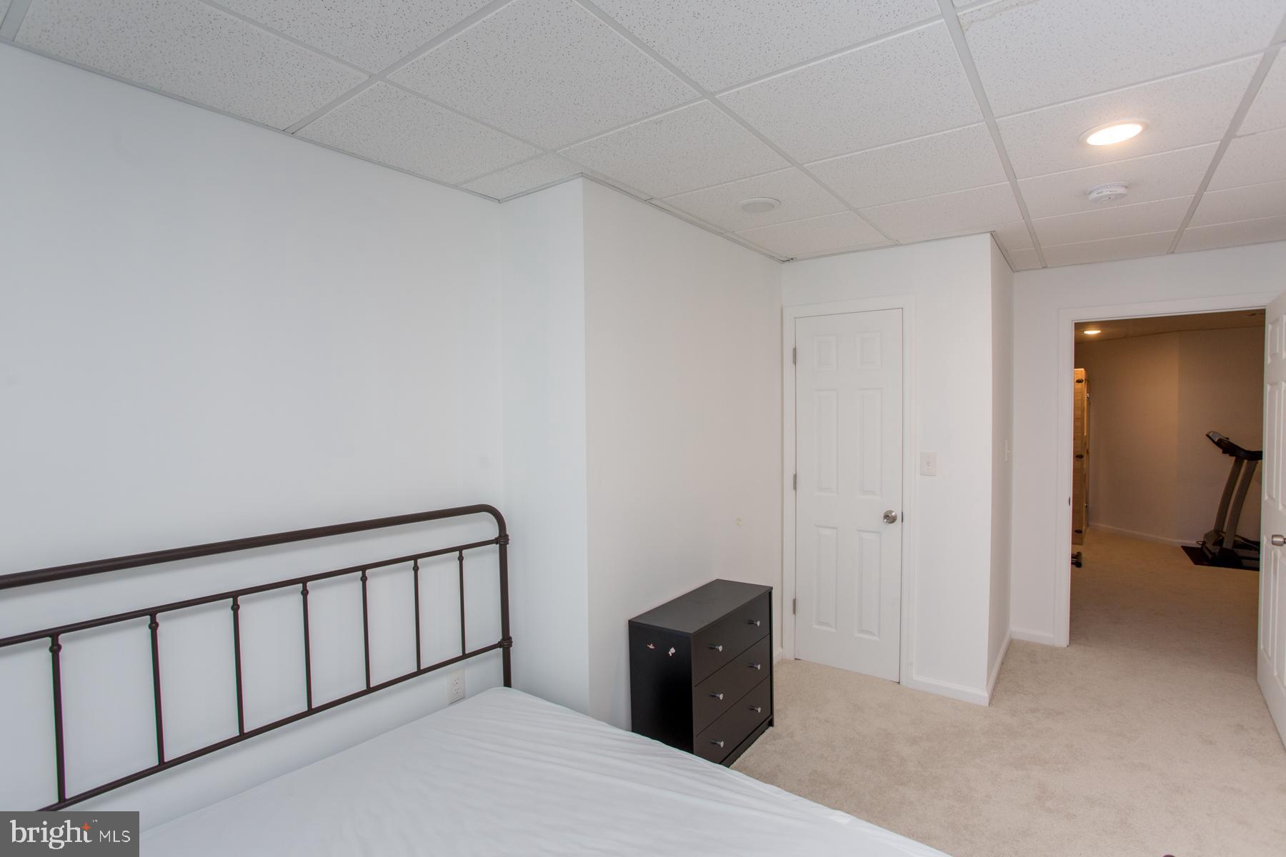 DUTCHESS FARM ESTS - Residential