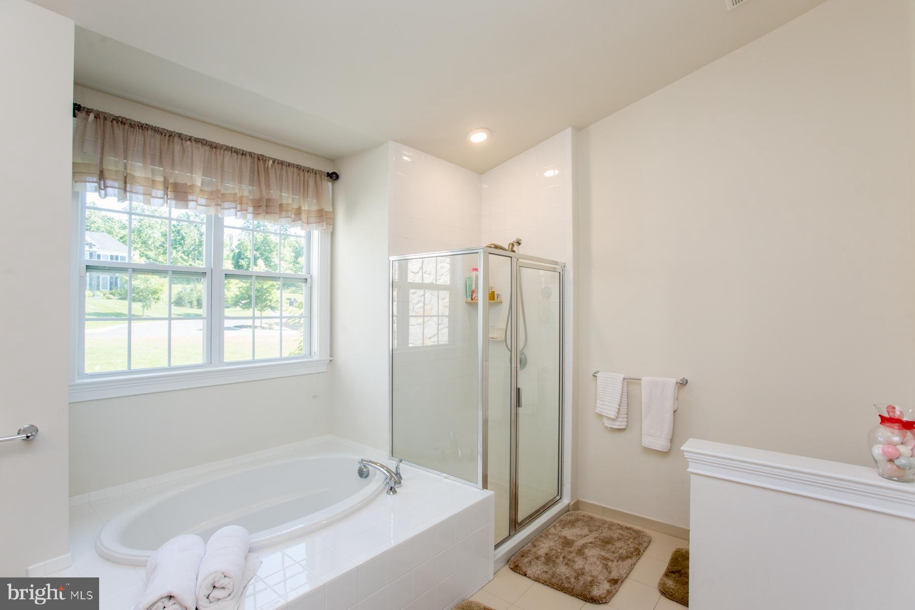 DUTCHESS FARM ESTS - Residential