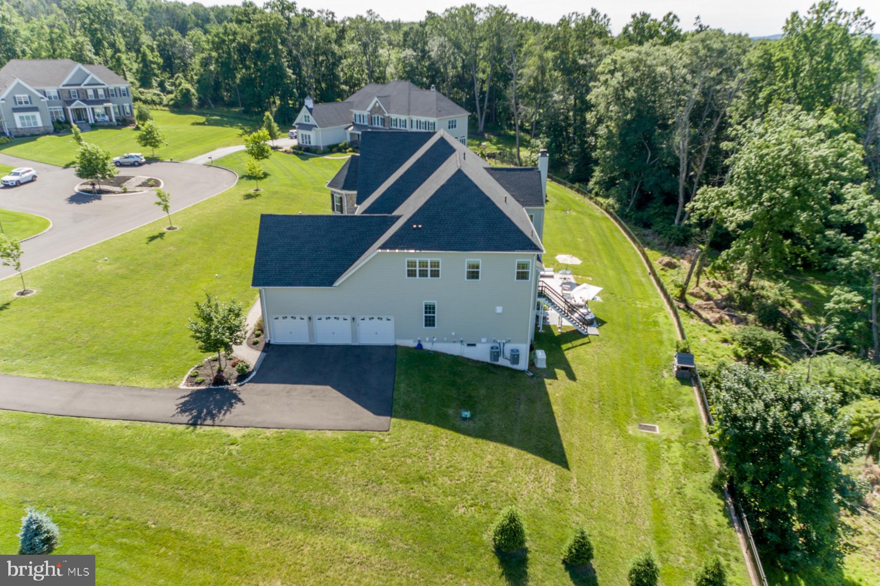 DUTCHESS FARM ESTS - Residential