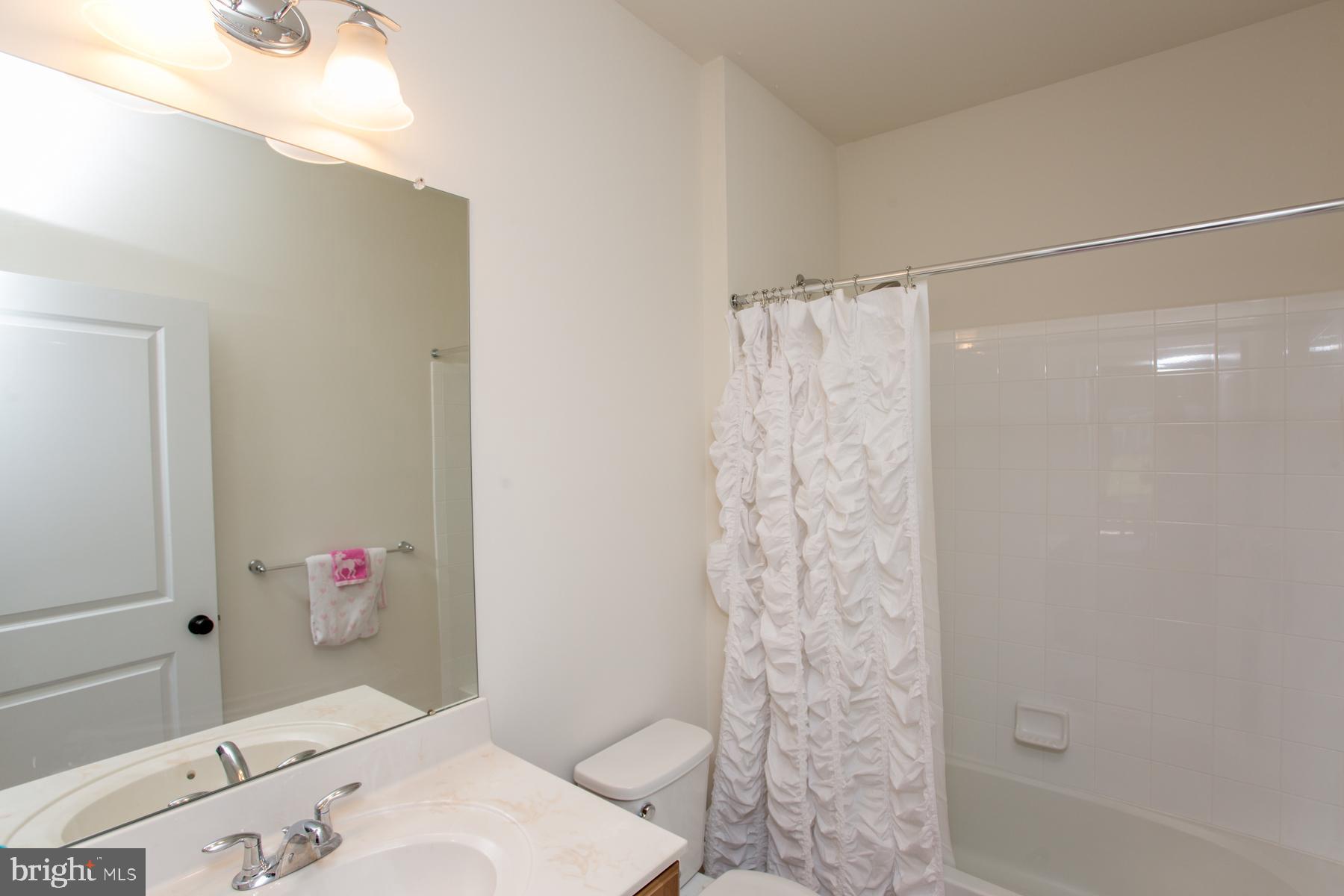 DUTCHESS FARM ESTS - Residential