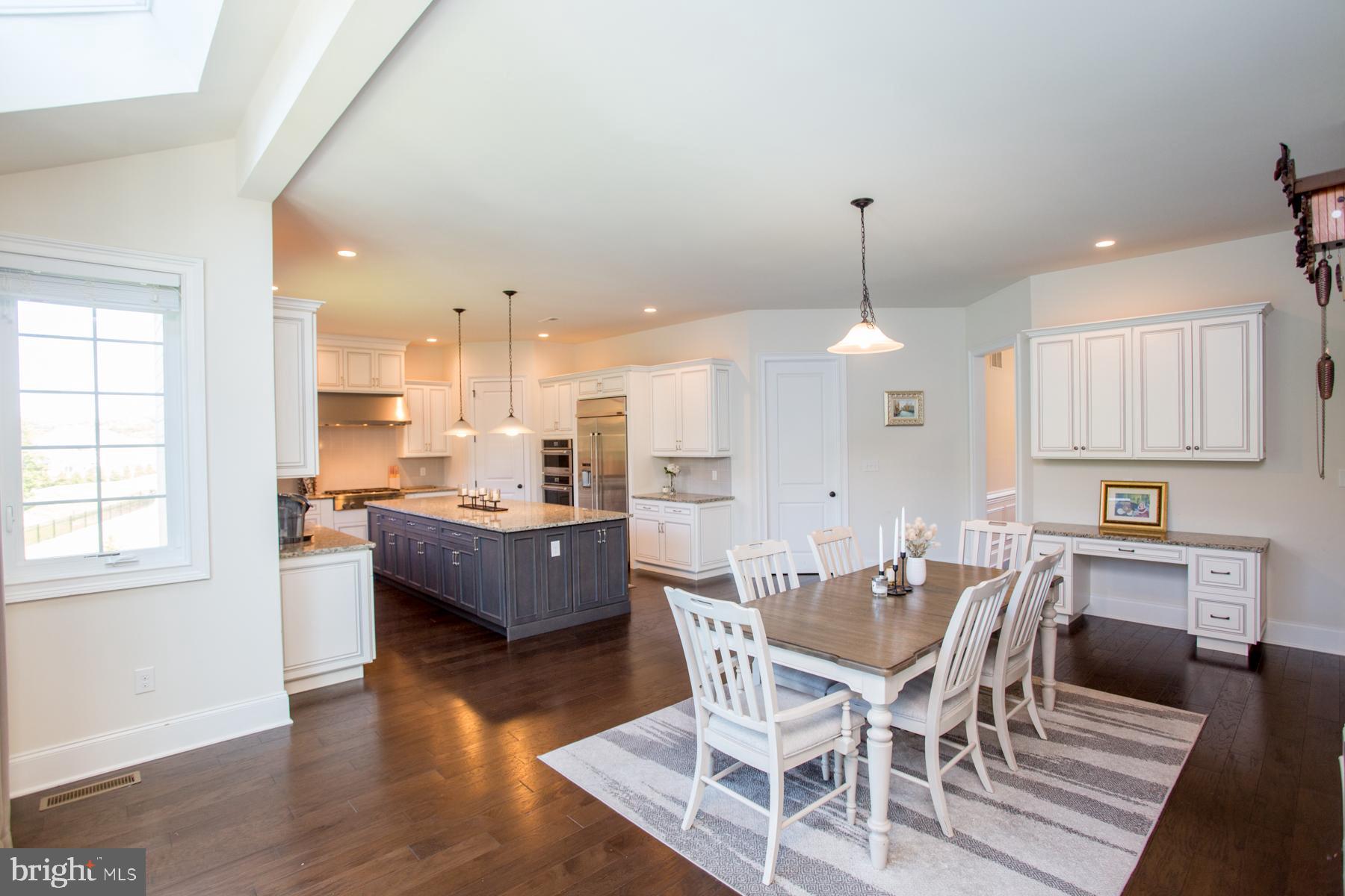 DUTCHESS FARM ESTS - Residential