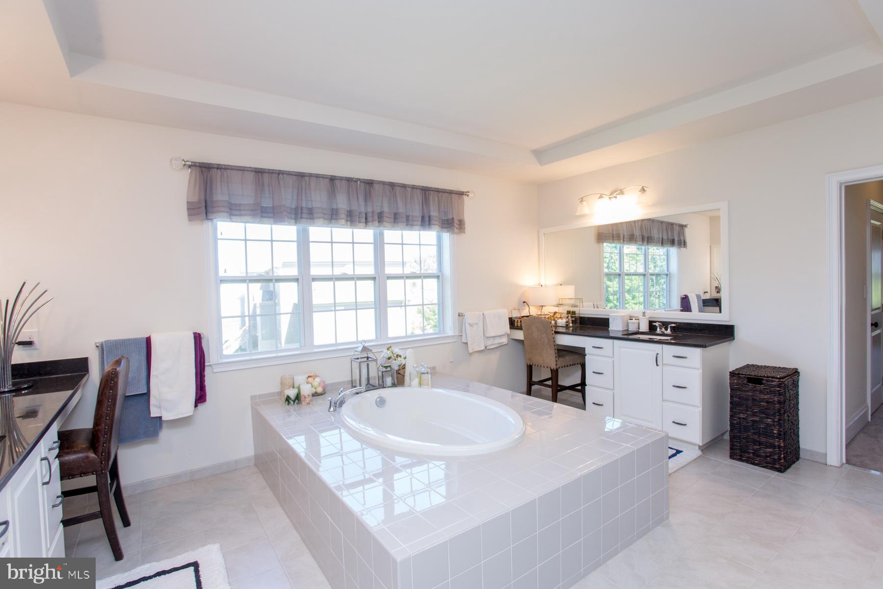 DUTCHESS FARM ESTS - Residential