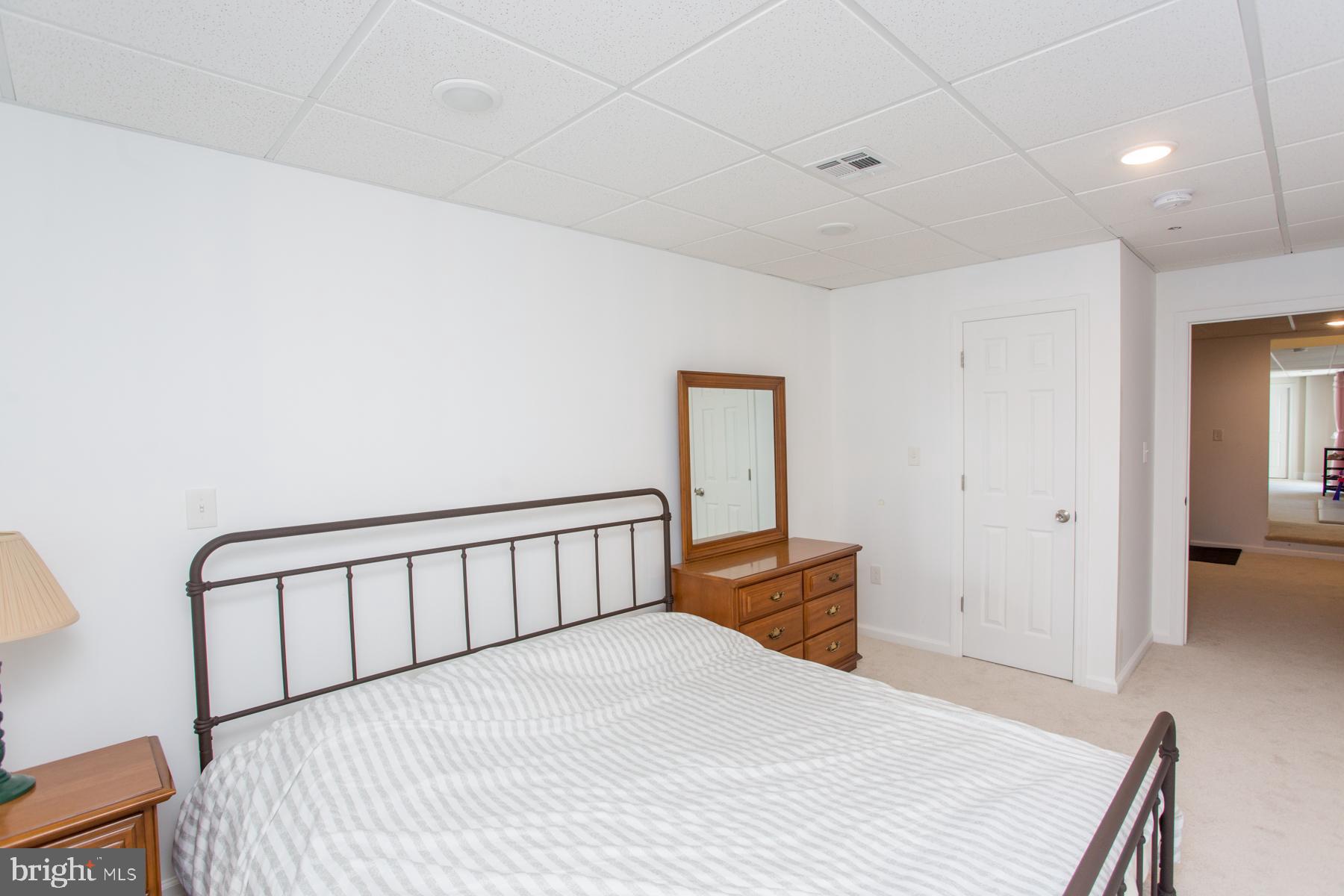 DUTCHESS FARM ESTS - Residential